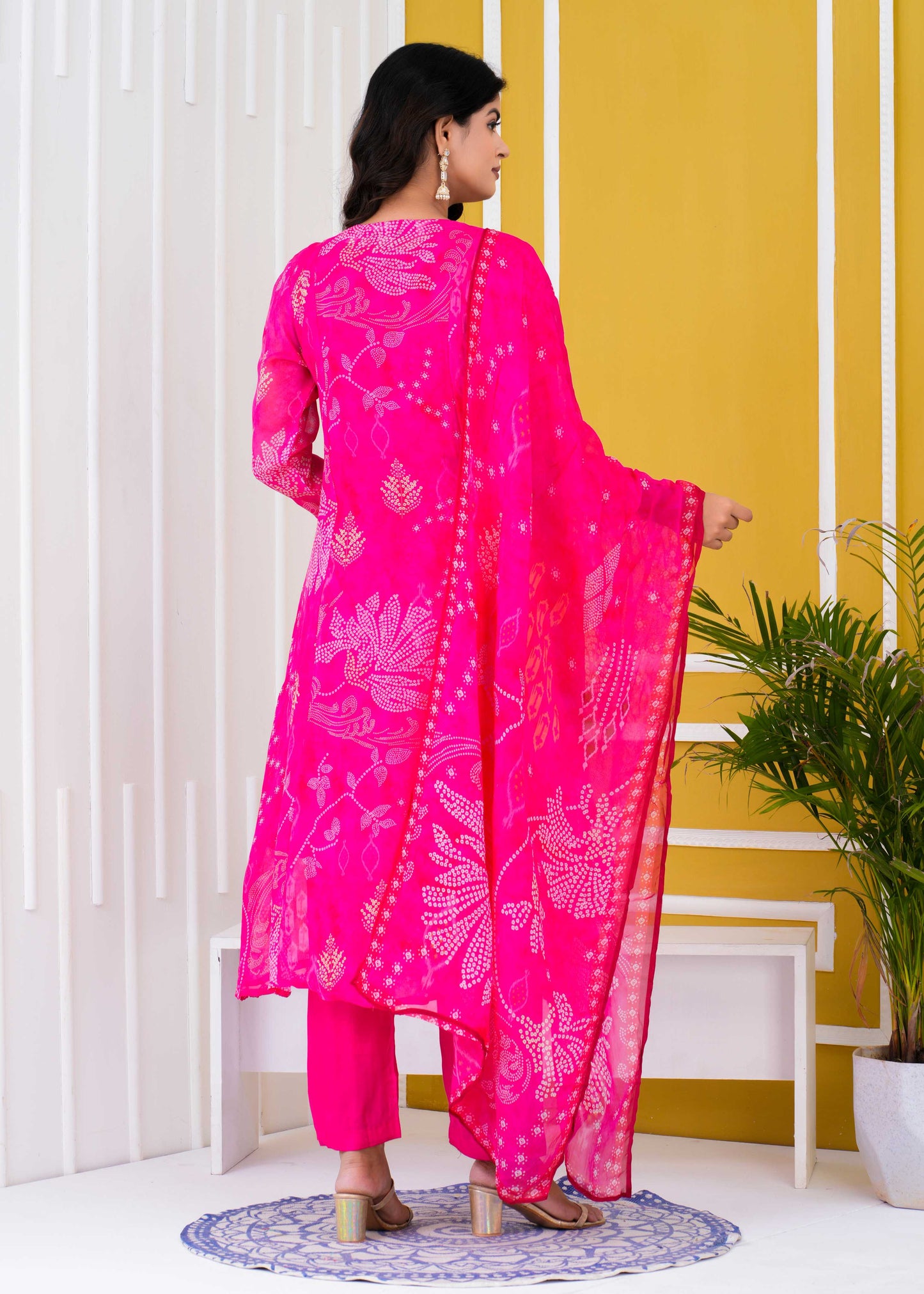Pure Organza Kurti with pant and Dupatta. OM92100GBA