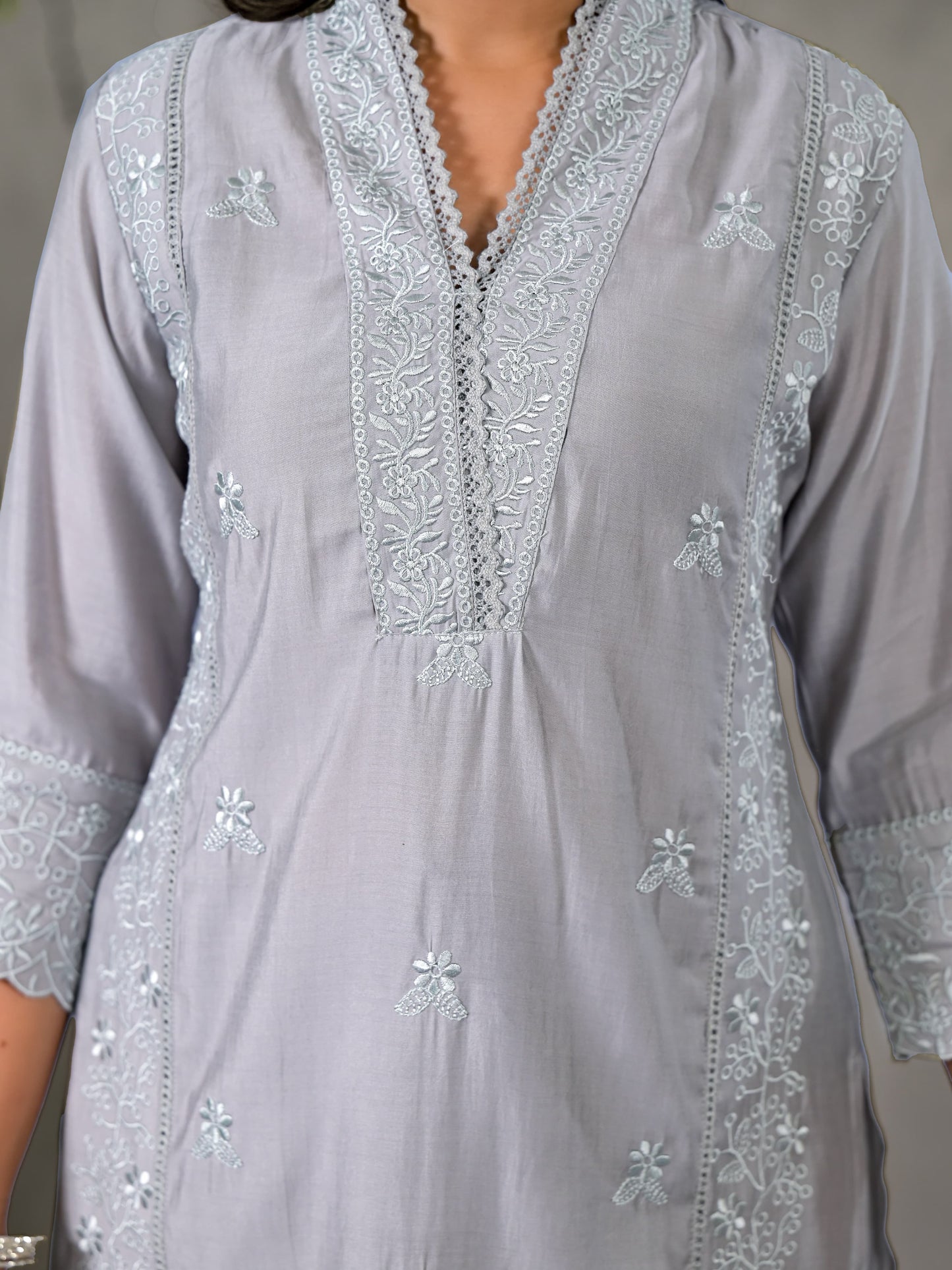 Muslin Kurti with pant and Dupatta. OM91640GB