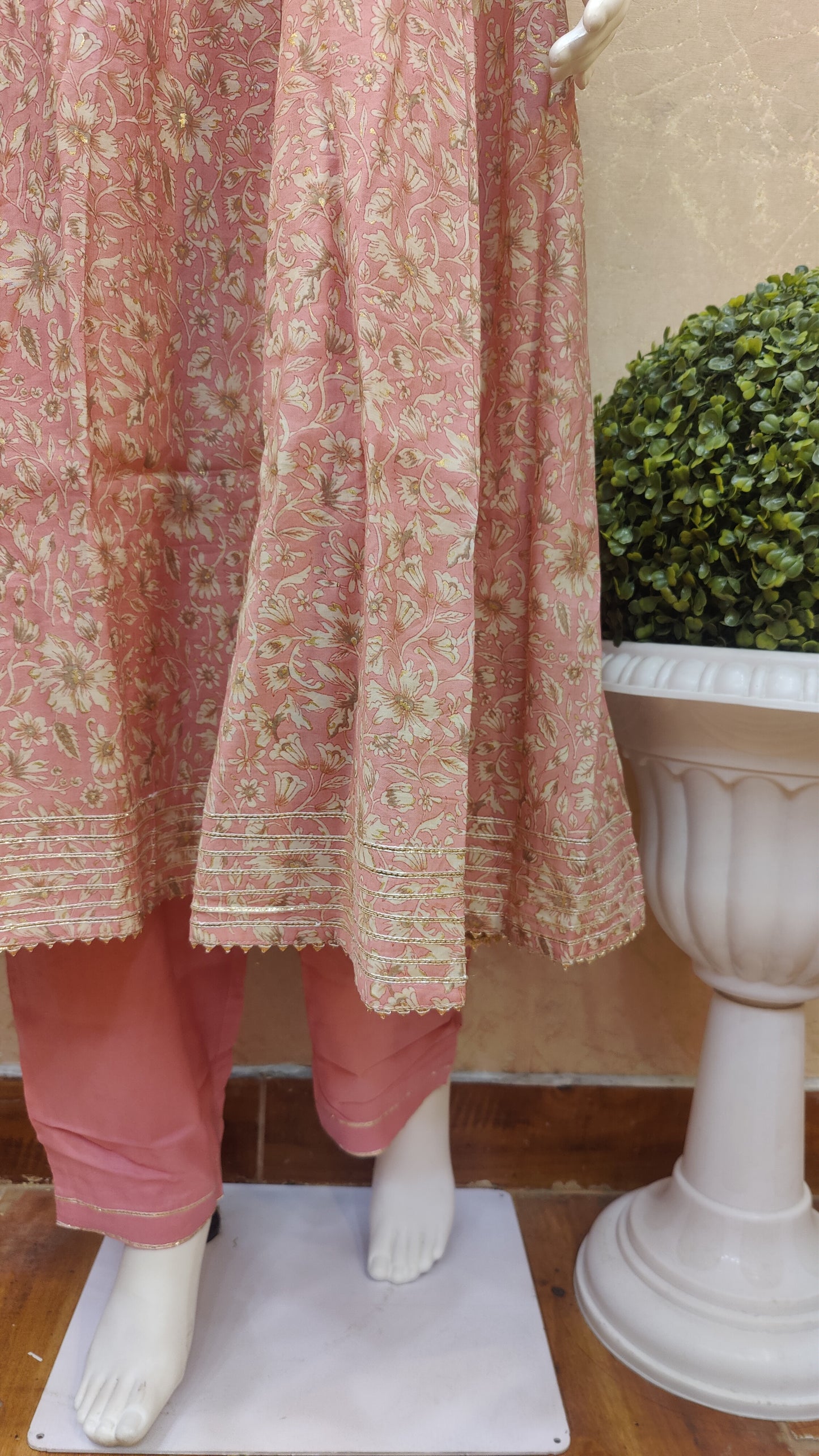 Muslin Anarkali kurti with pant and Dupatta JM91565