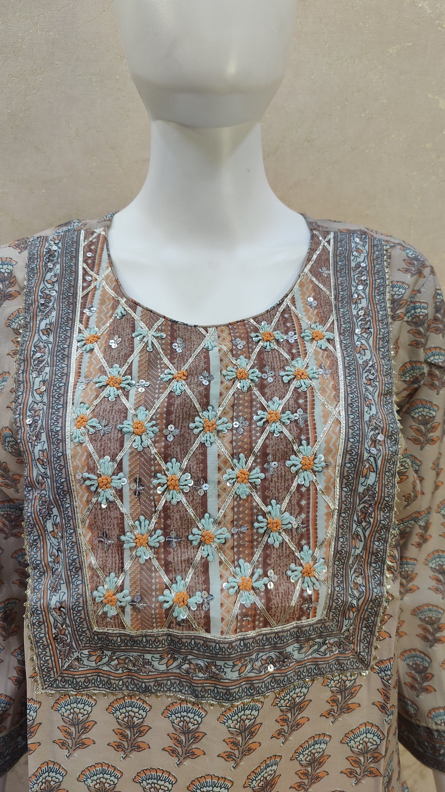 Muslin kurti with pant and Dupatta HM91300