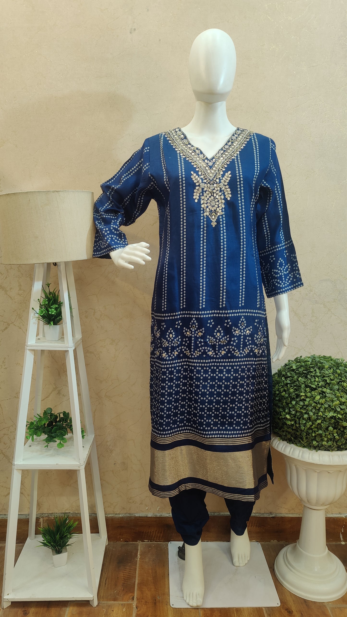 Pure Silk kurti with pant and dupatta M91930/AUR