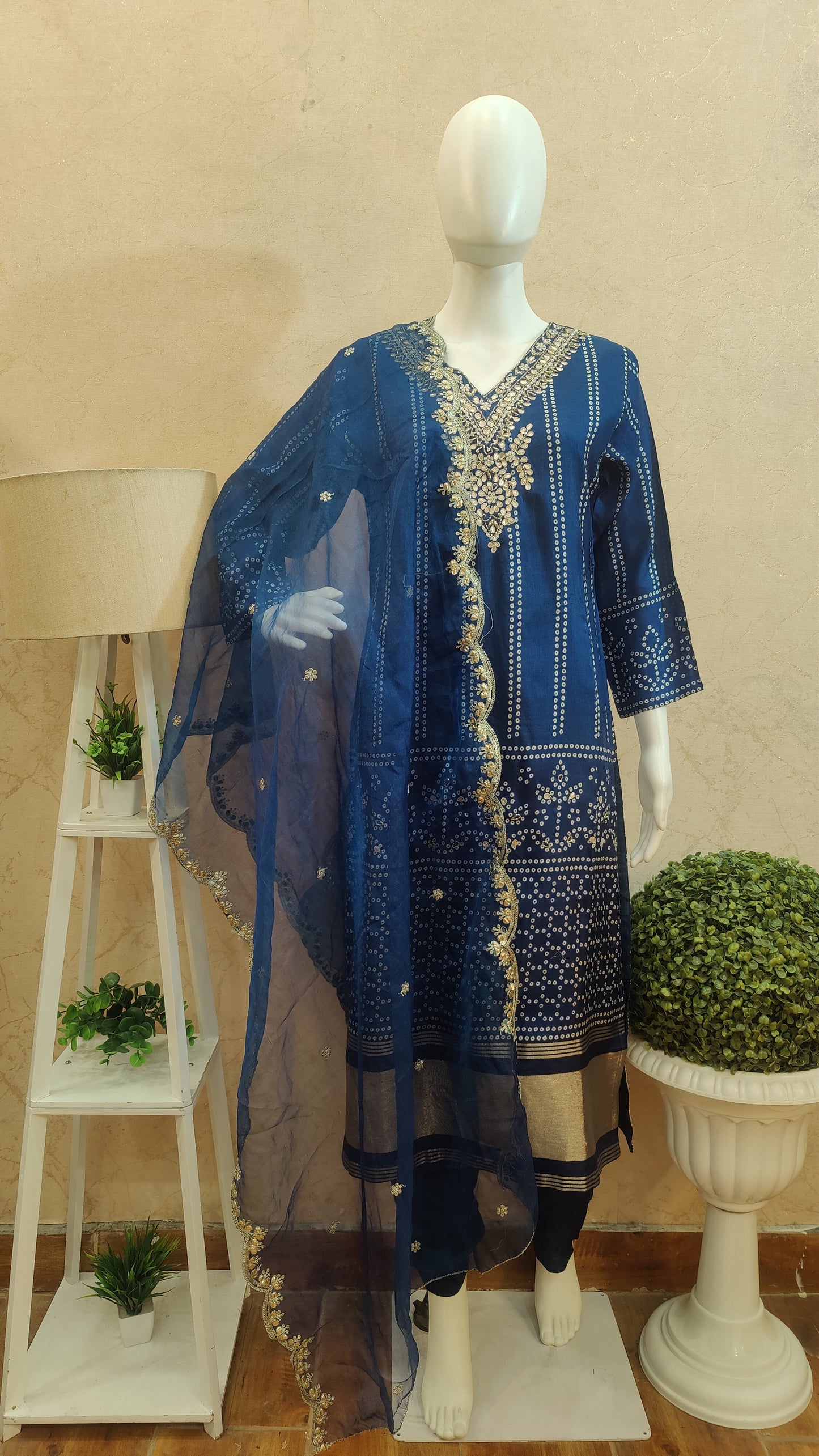 Pure Silk kurti with pant and dupatta M91930/AUR