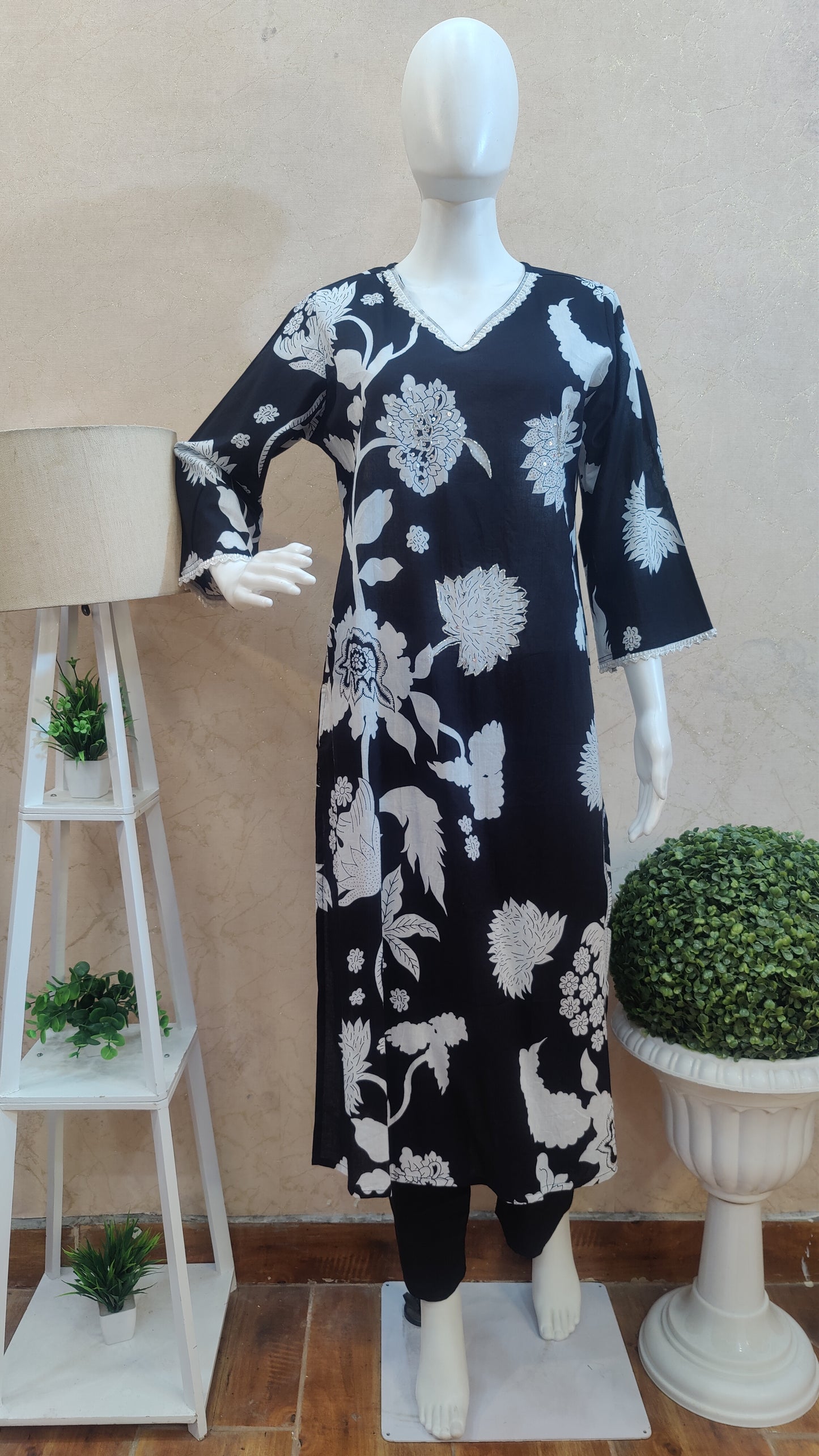 Pure Cotton Kurti with pant and dupatta M91025/AUR