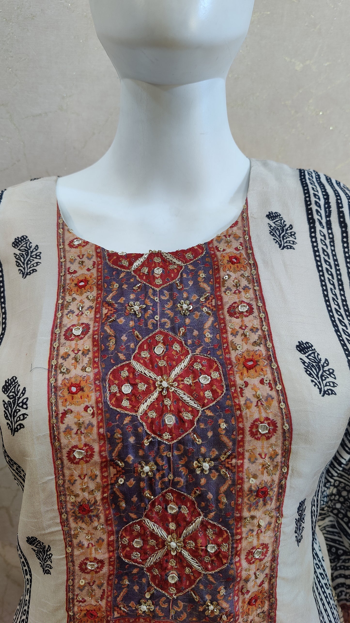Pure Muslin Kurti with pant and dupatta M91750/AUR