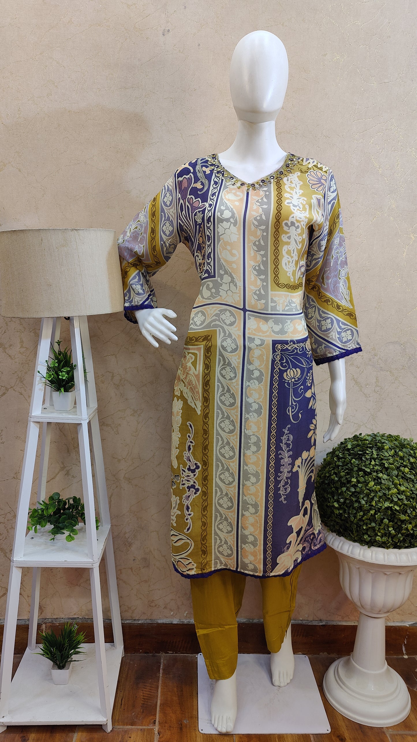 Pure Muslin Kurti with pant and dupatta M91600AUR