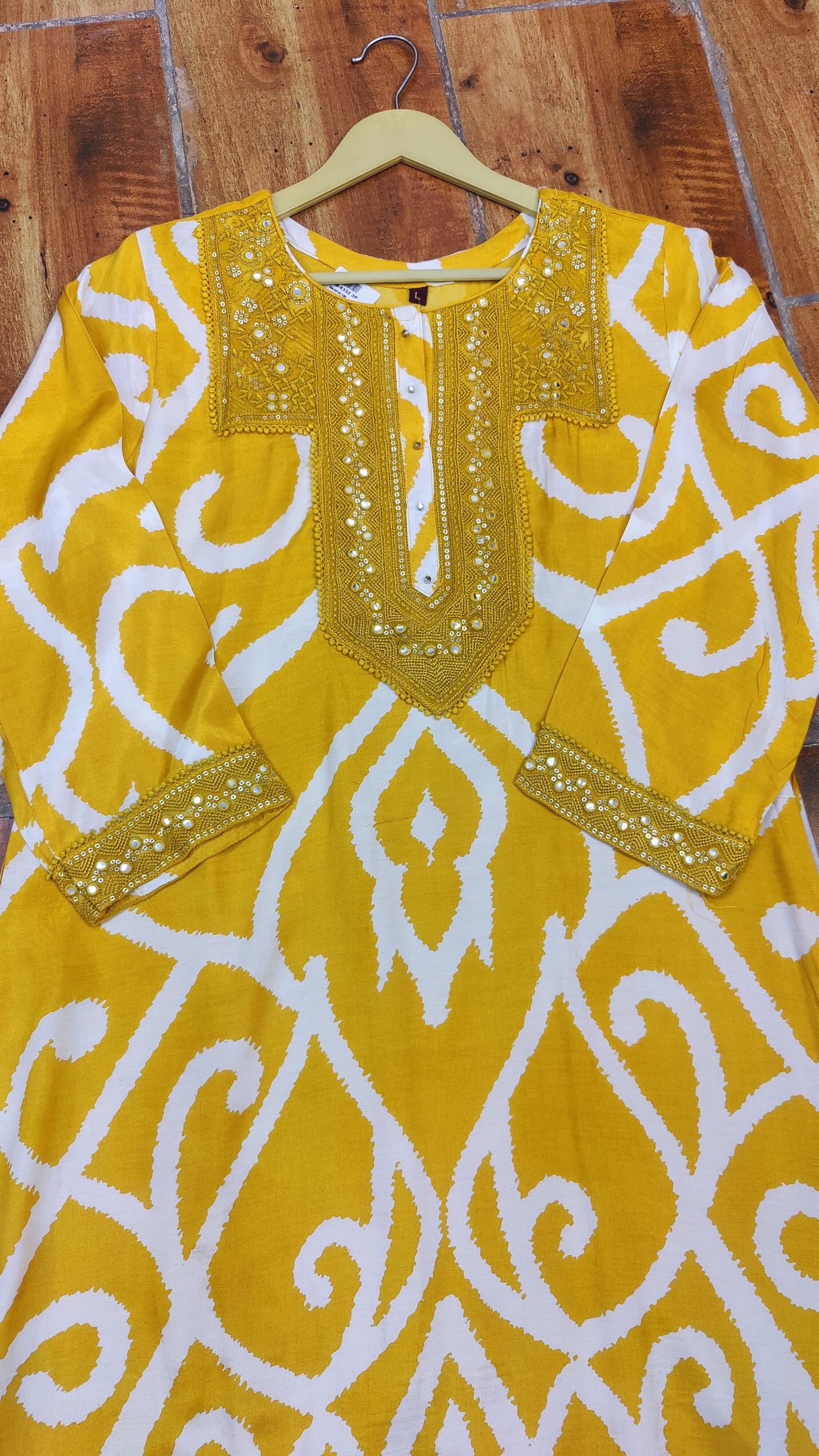 Pure Muslin kurti with pant and Dupatta M91970GB