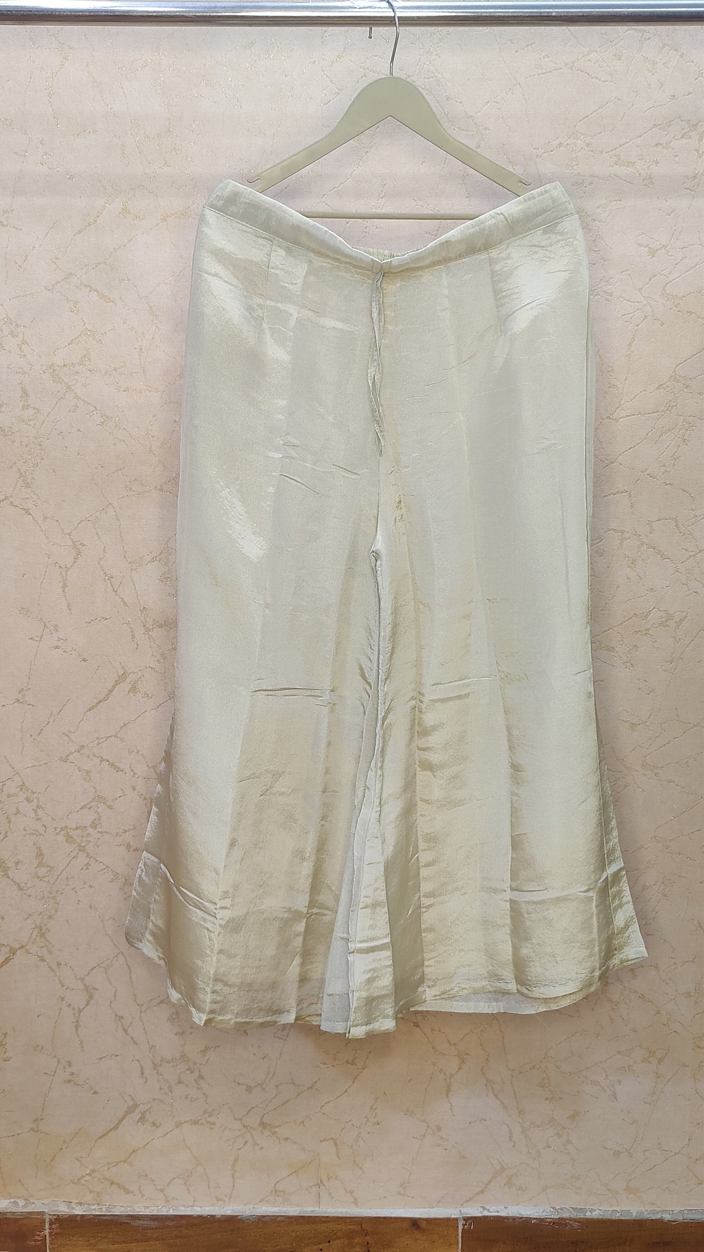 Tissue Silk Kurti with pant and dupatta set M92400AUR