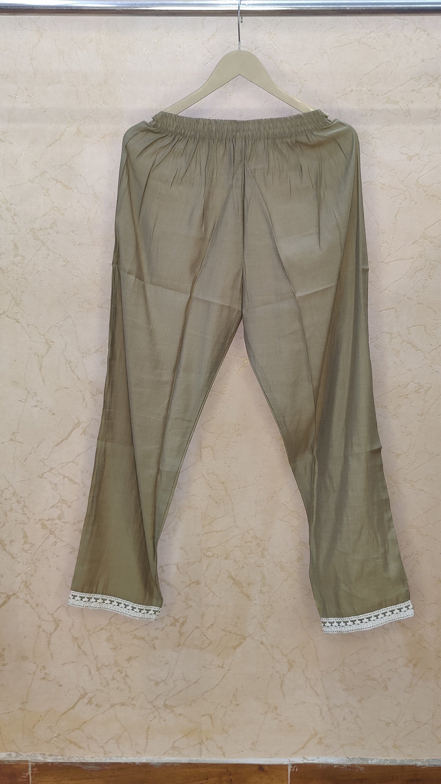 Muslin kurti with pant and dupatta set. M91125GLS