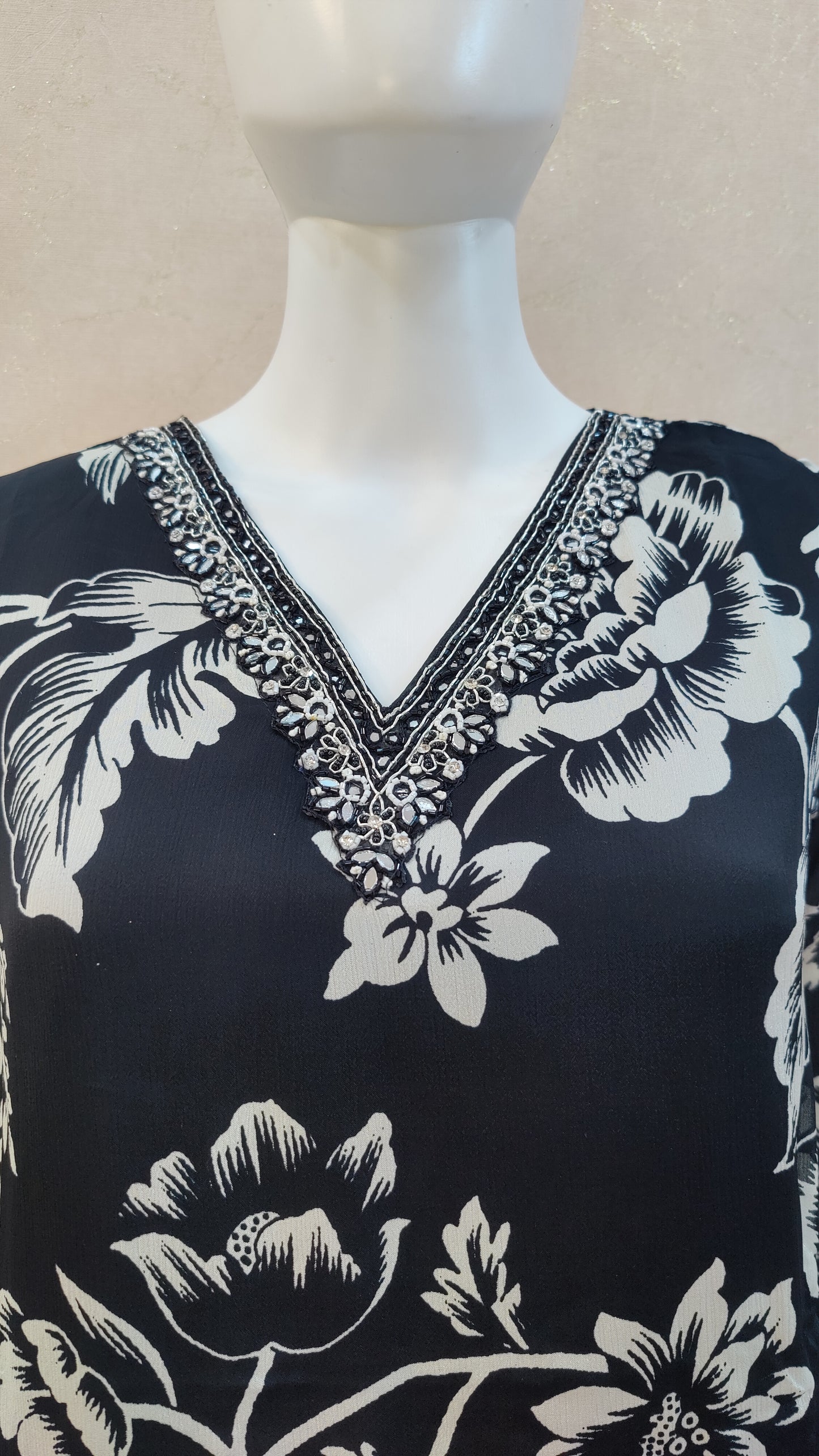 Pure Chinon kurti with pant and Dupatta M92300/AUR