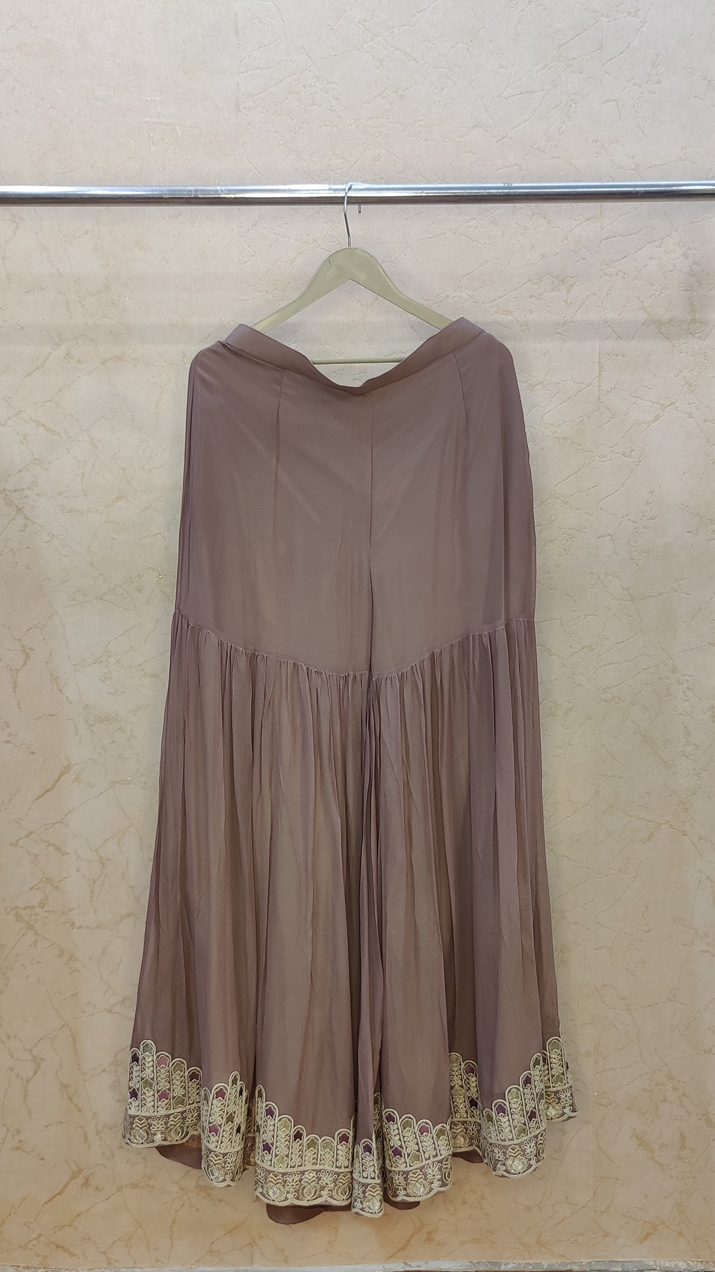 Pure Muslin Sharara set M94000AUR