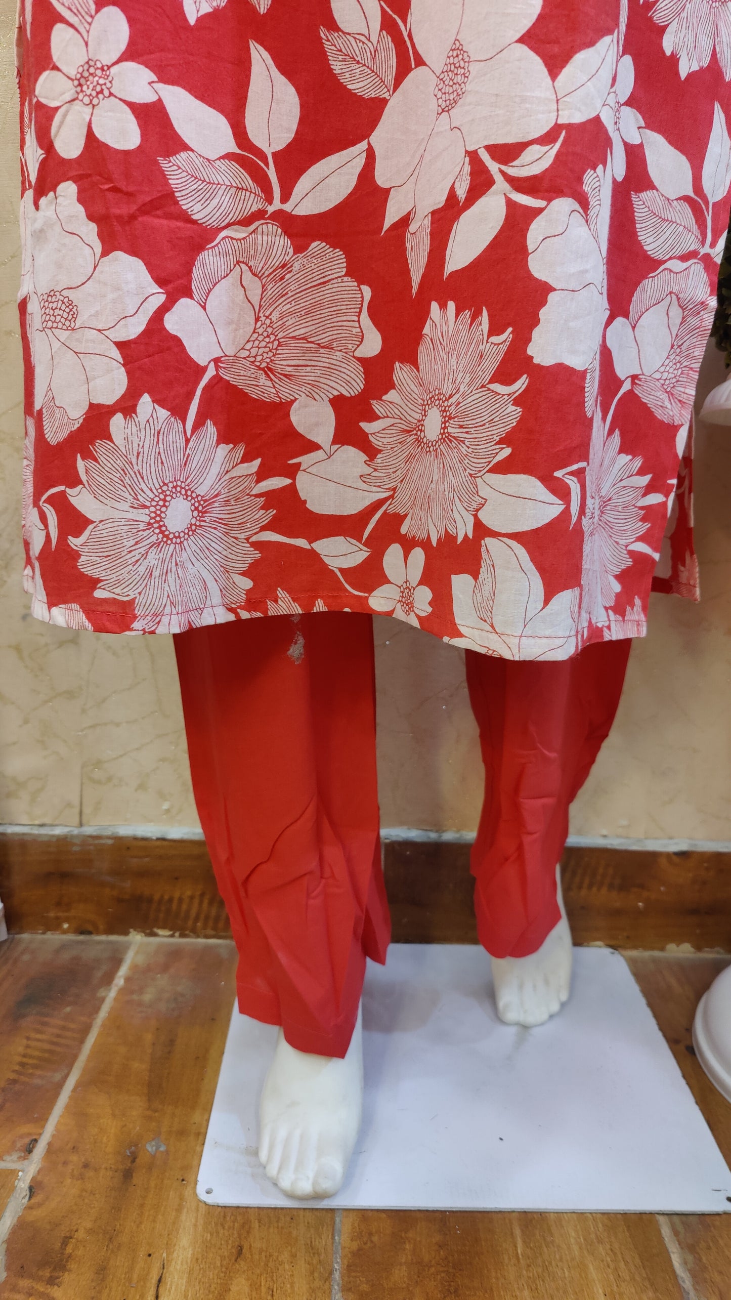 Pure Cotton Kurti with pant and dupatta M9995/AUR