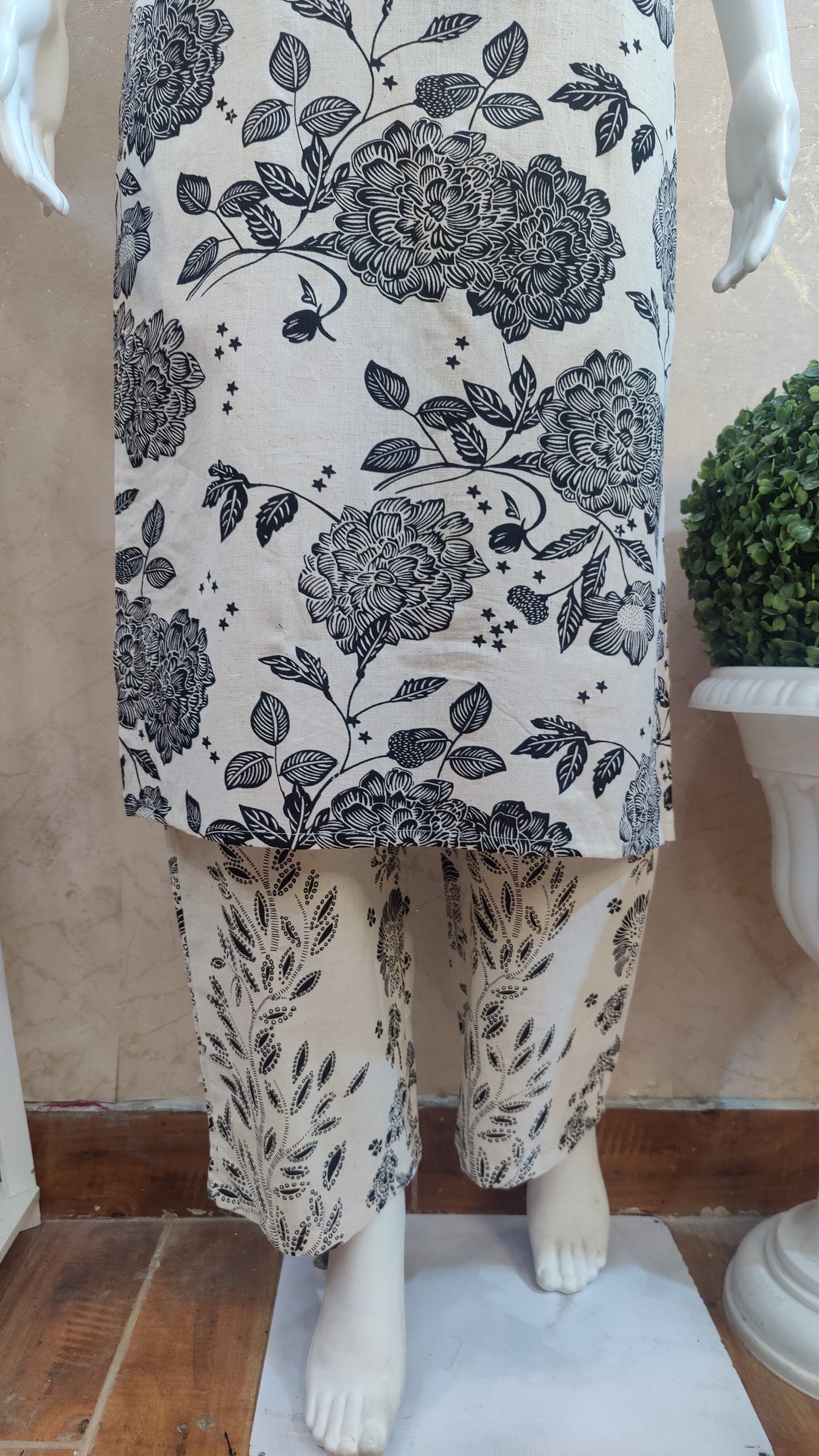 Pure Cotton Kurti with pant set M8840/AUR