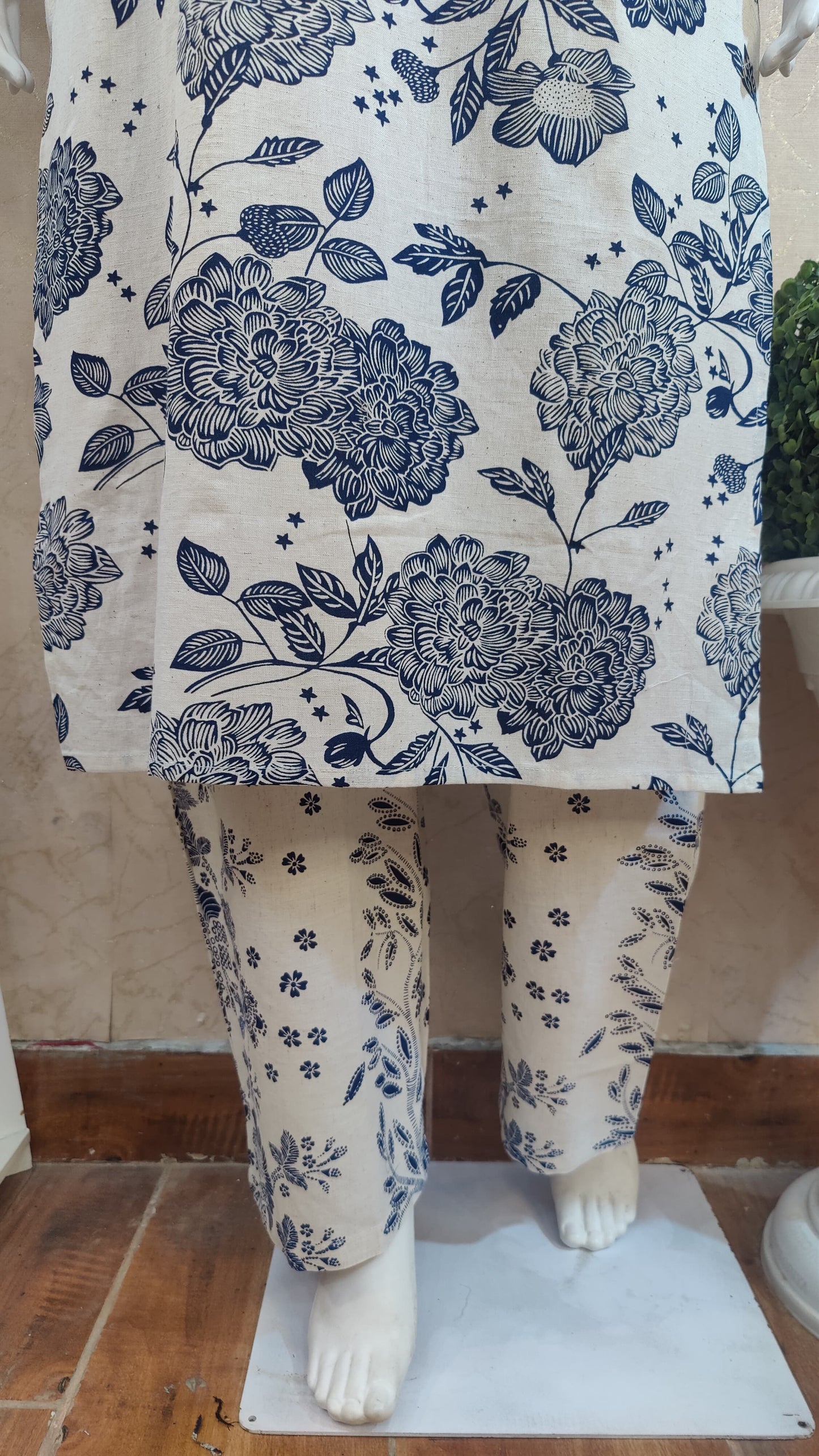 Pure Cotton Kurti with pant set M8840/AUR