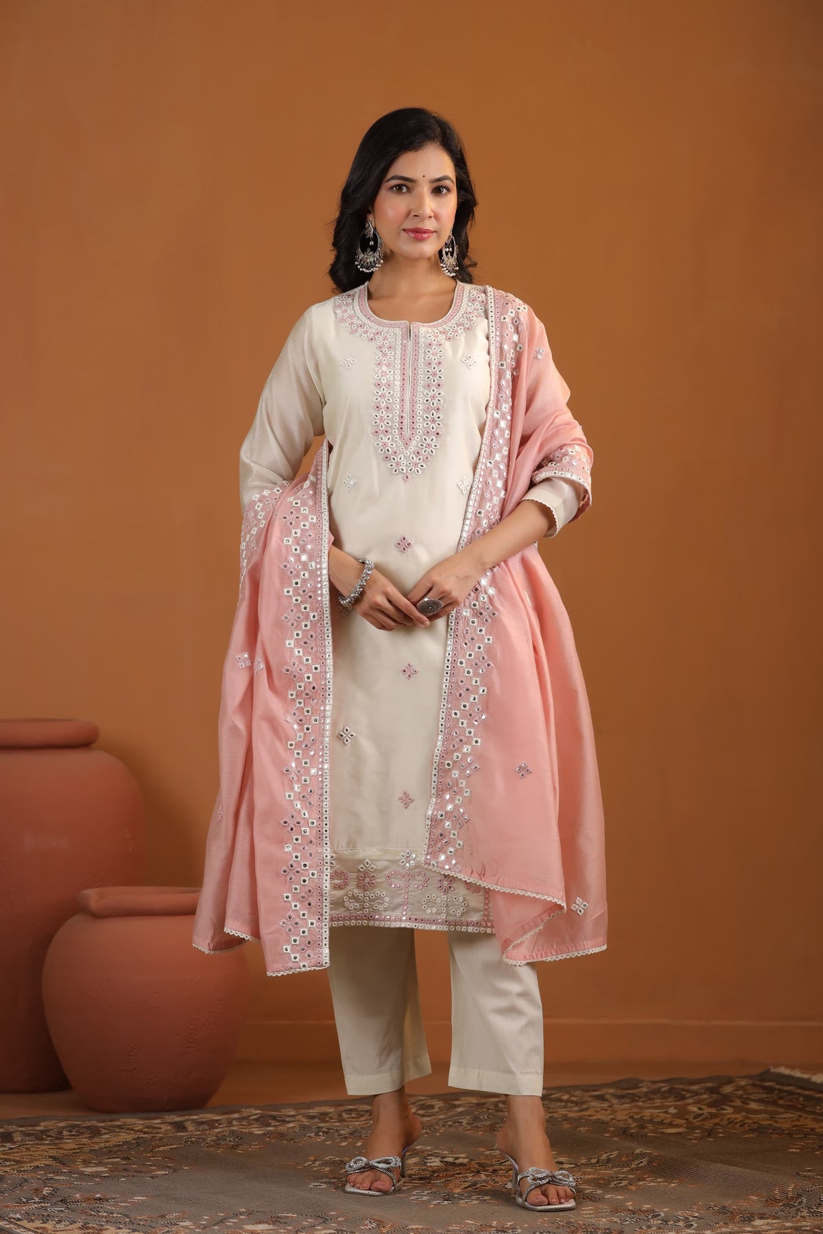 Chanderi Kurti with pant and Dupatta. OM91970GB