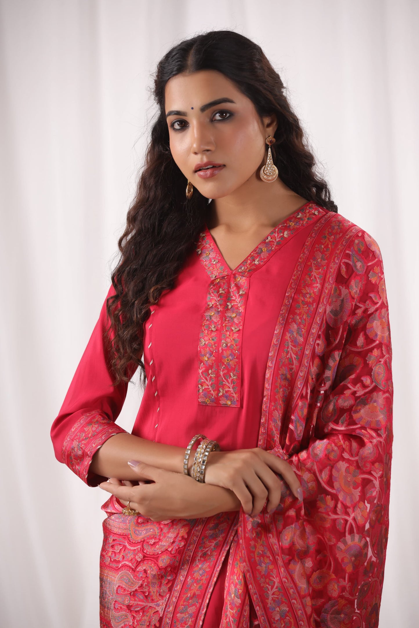 Muslin Kurti with pant and Dupatta.