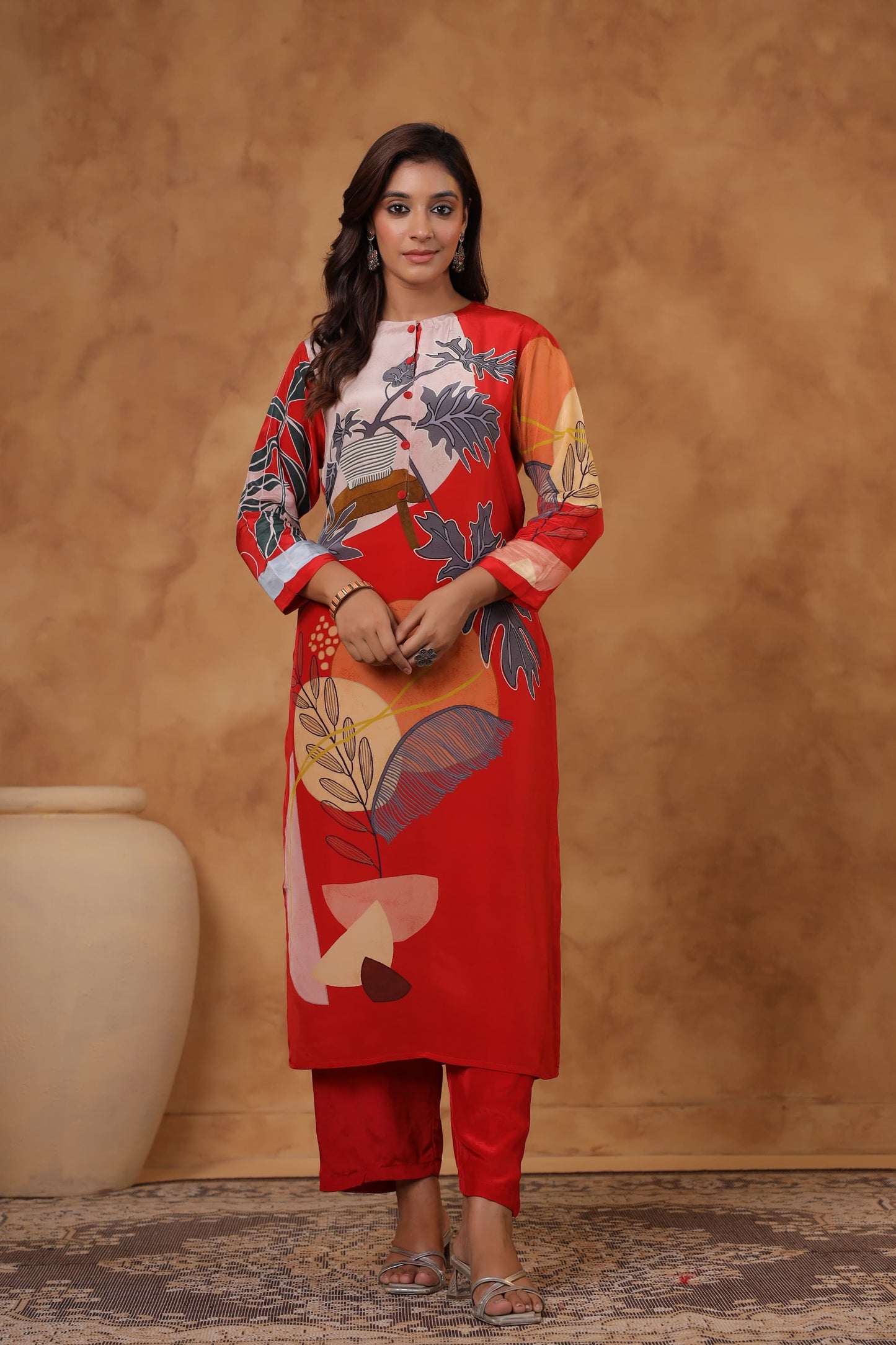 Pure Crape kurti with pant. MO91750GB