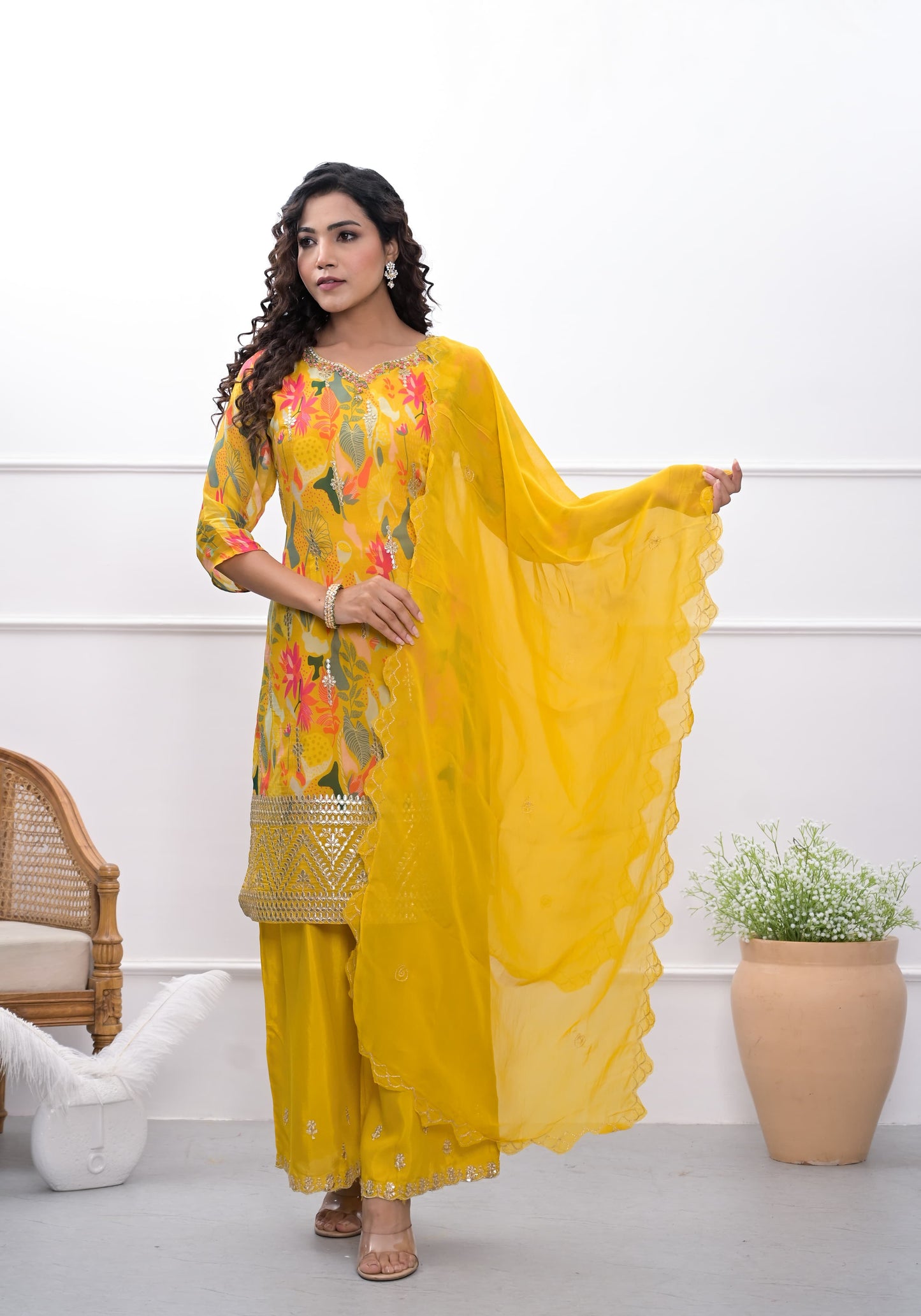 Pure Chinon kurti with pant and Dupatta M91930AUR