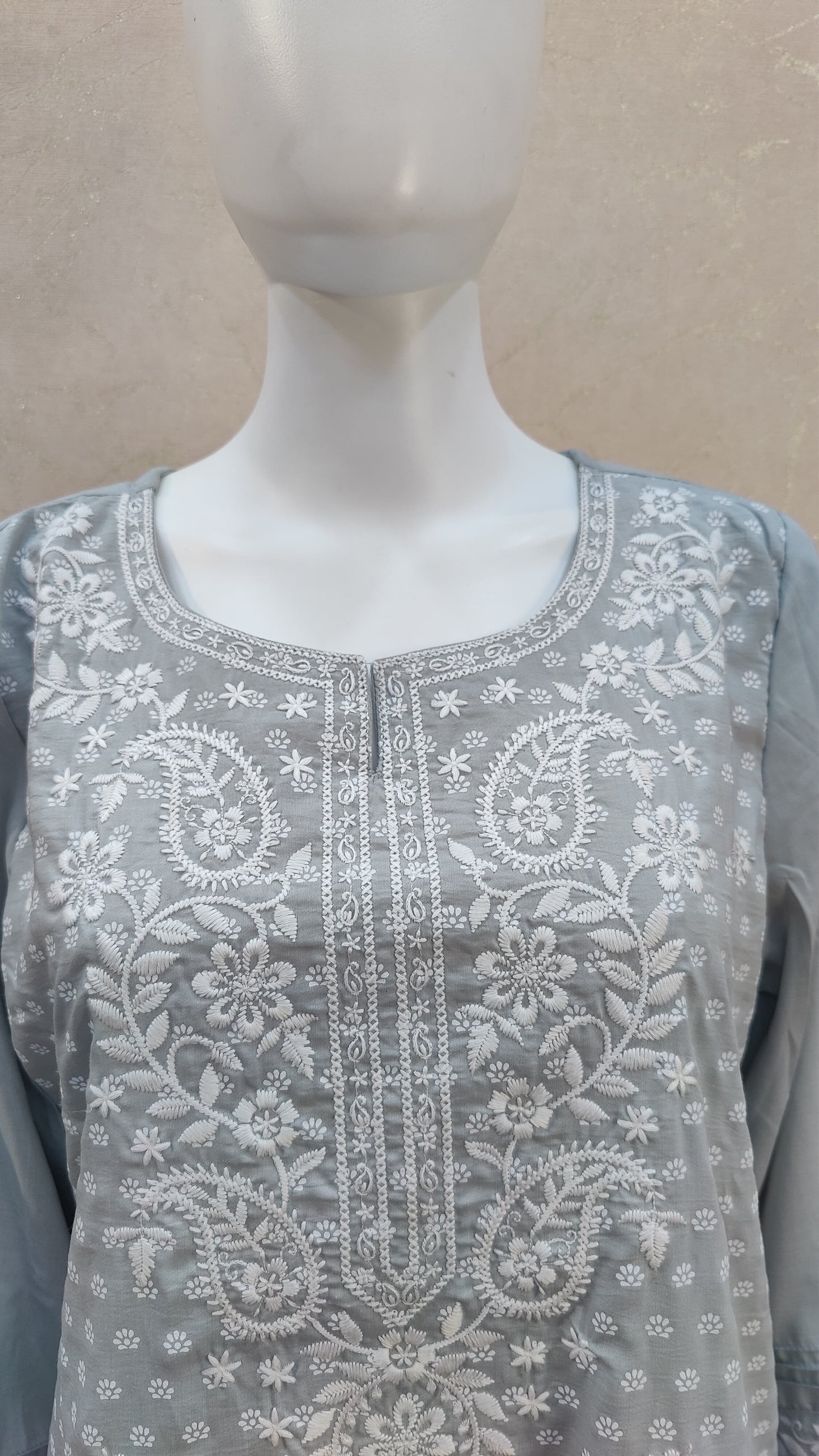 Muslin kurti with pant and Dupatta HM91425