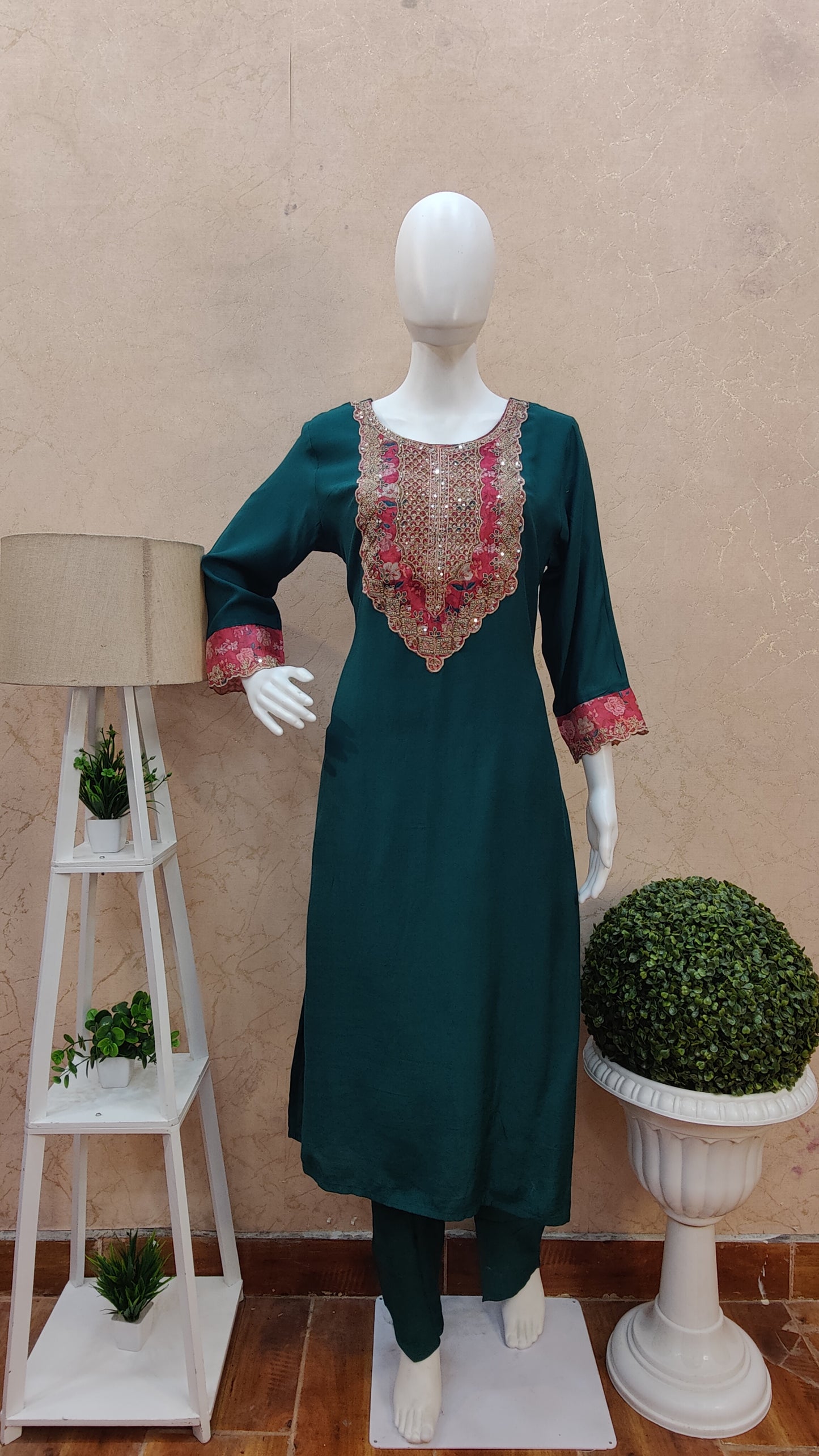 Pure Muslin Kurti with pant and Dupatta M91640GB