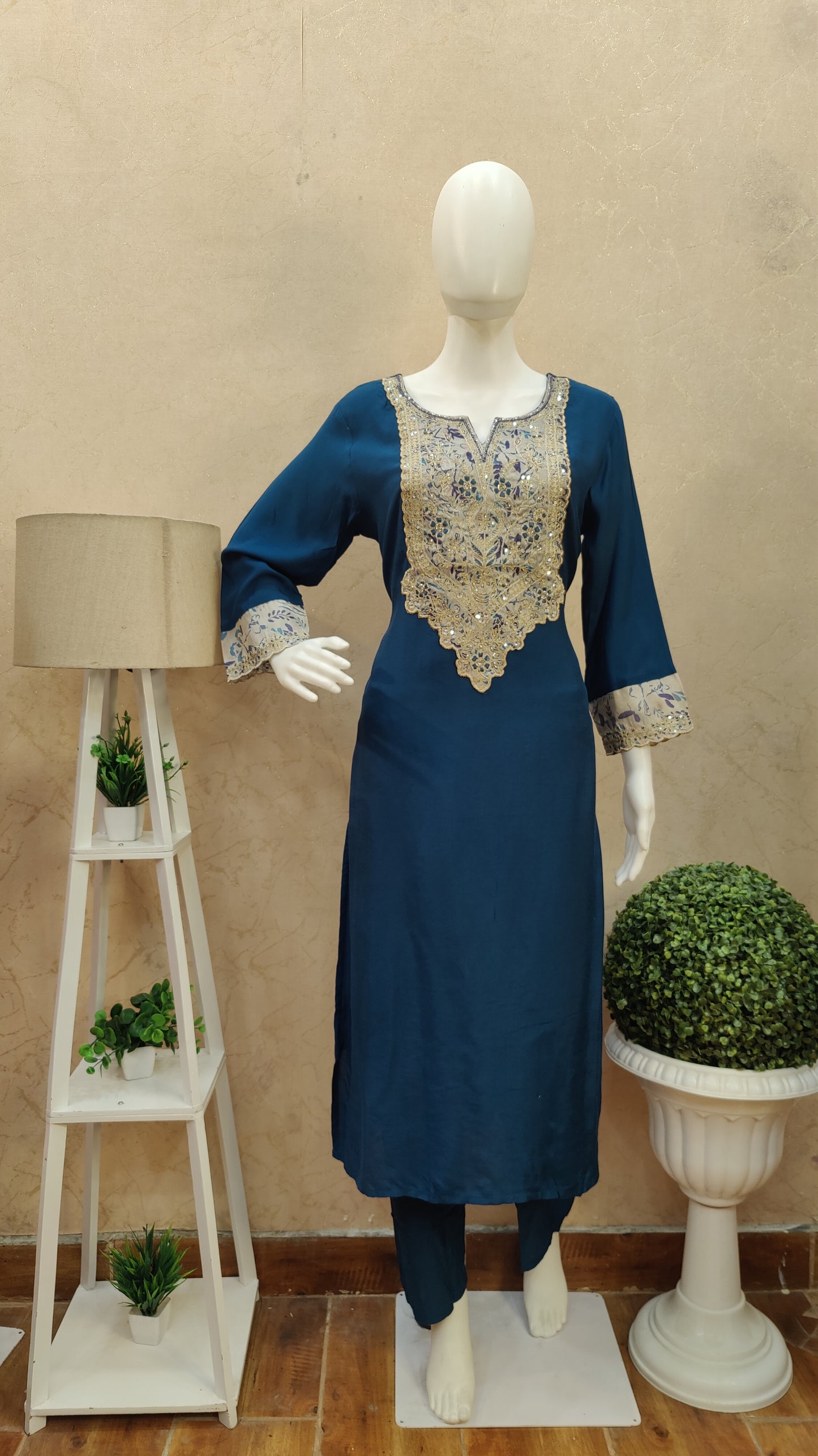 Pure Muslin kurti with pant and Dupatta