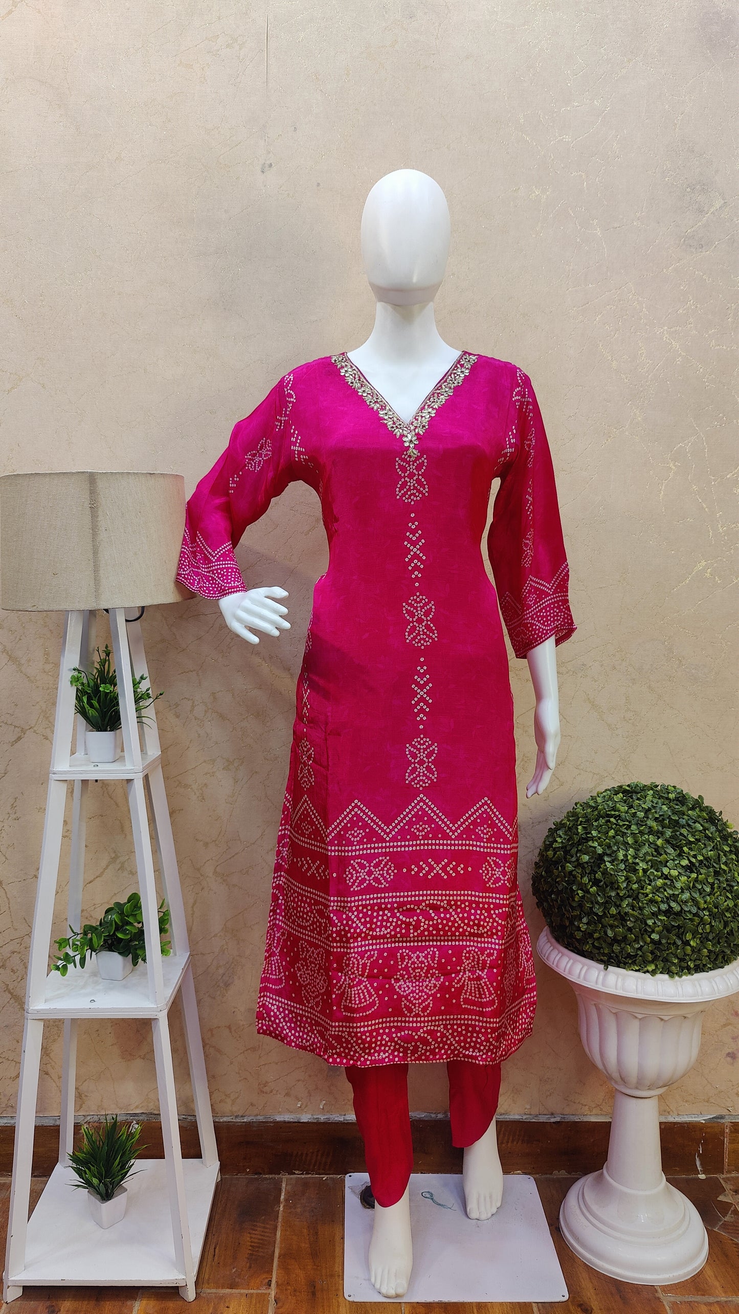 Pure Gajji Silk kurti with pant and Dupatta SM92100SS2