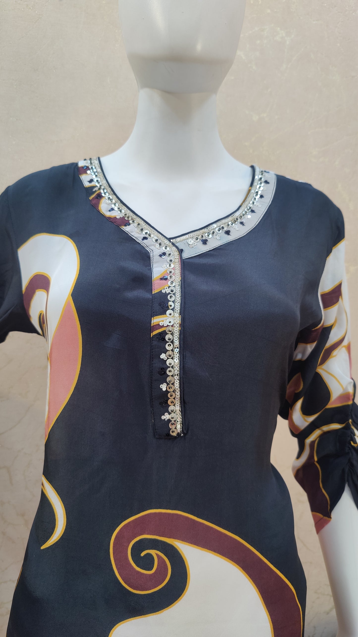 Pure Crape Kurti with pant and Dupatta M91750GB