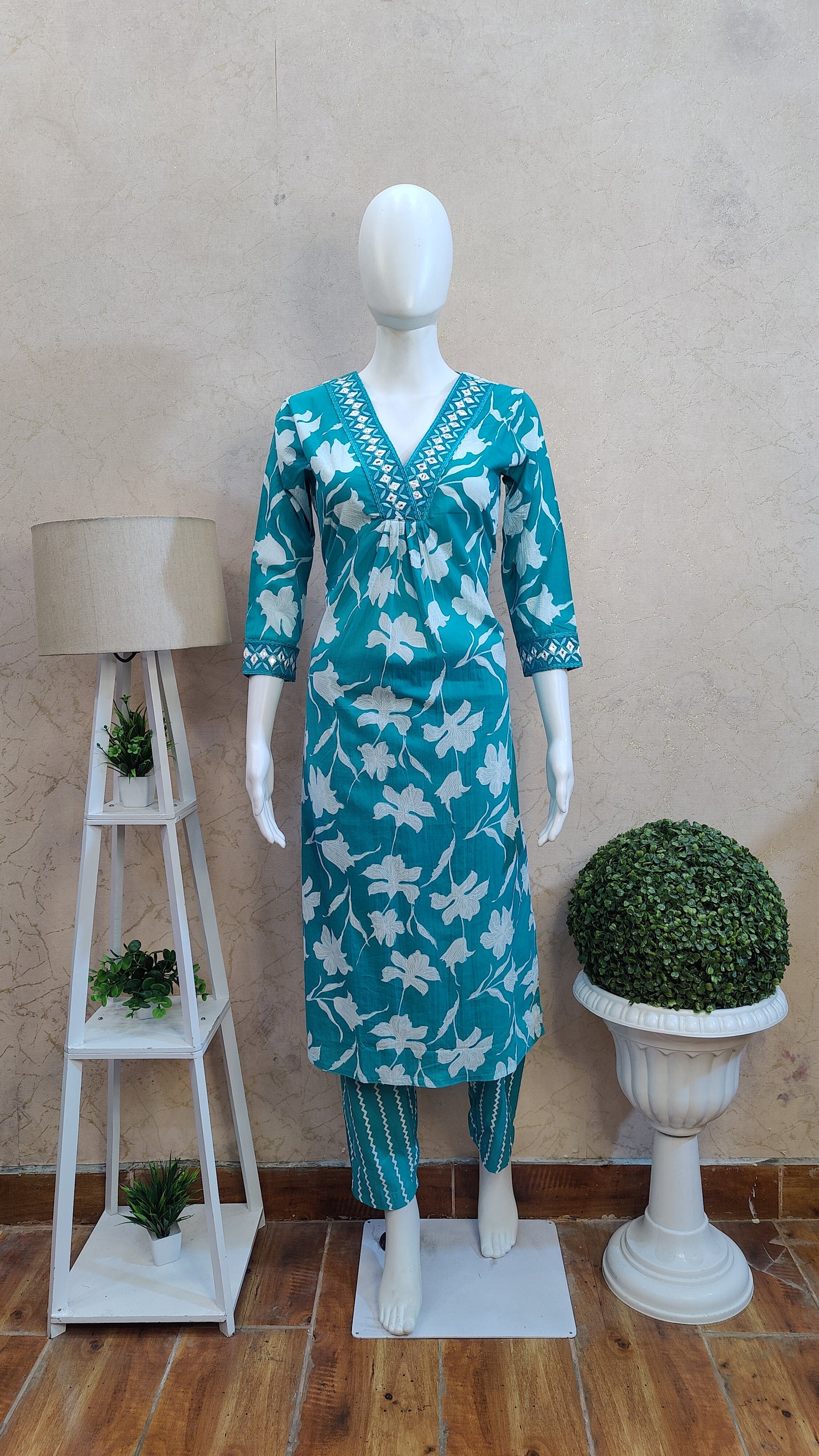 Pure Cotton Kurti with pant and dupatta M8815AUR