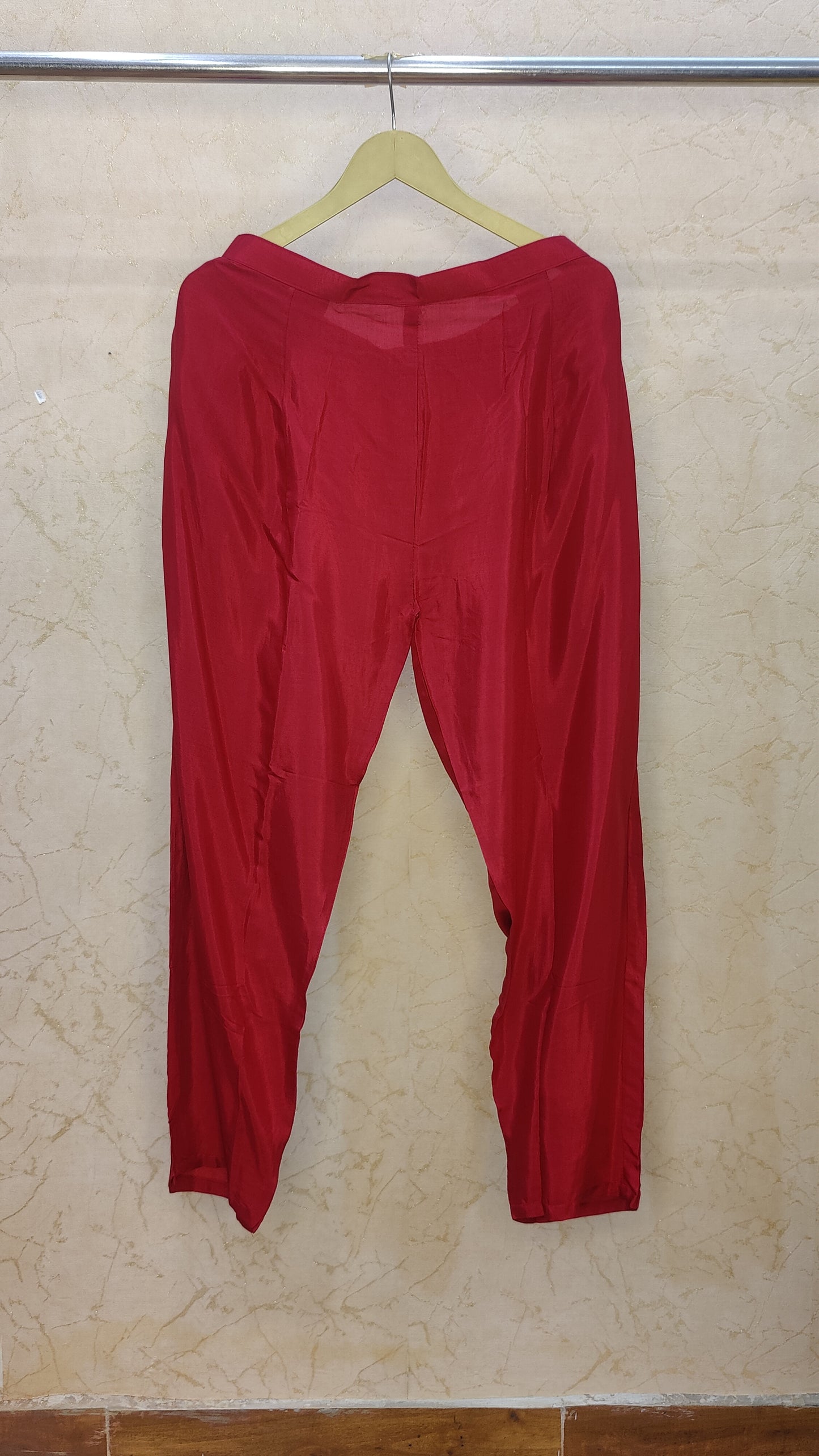 Mul Chanderi kurti with pant and dupatta set M92300RF