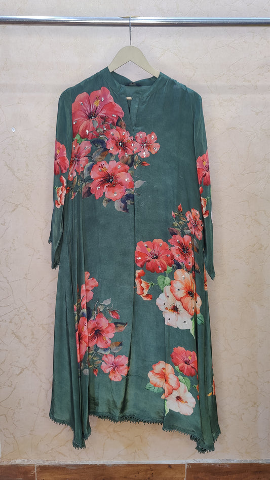 Pure Crape kurti with pant and dupatta set M92100AUR