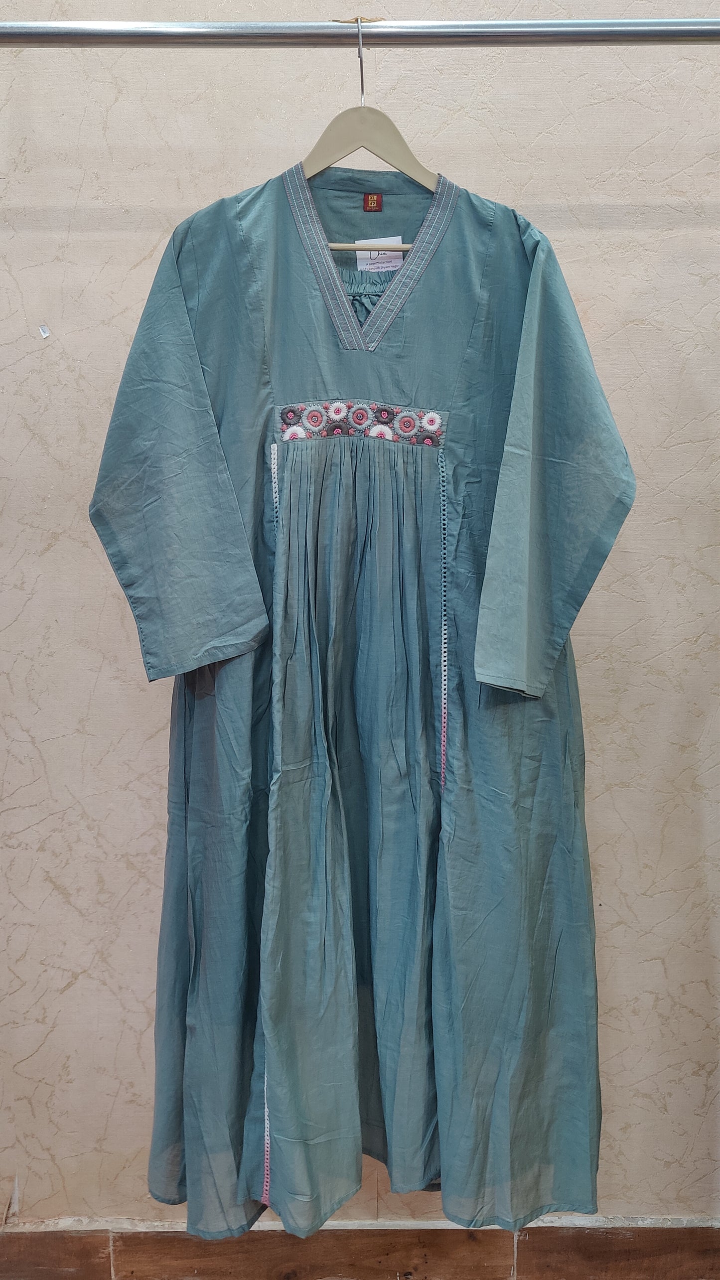 Mul Chanderi kurti with pant and dupatta set M91790GB