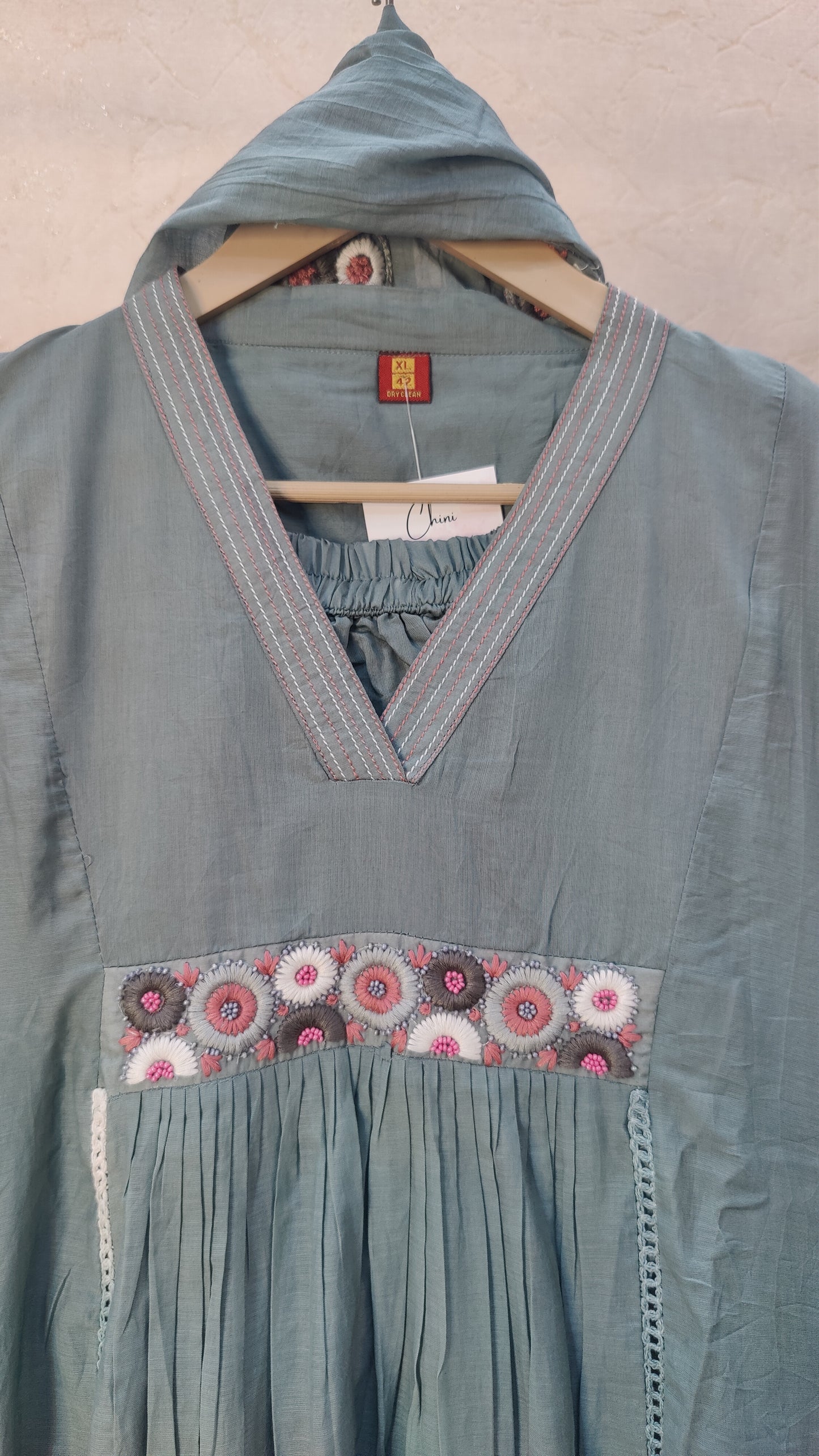 Mul Chanderi kurti with pant and dupatta set M91790GB