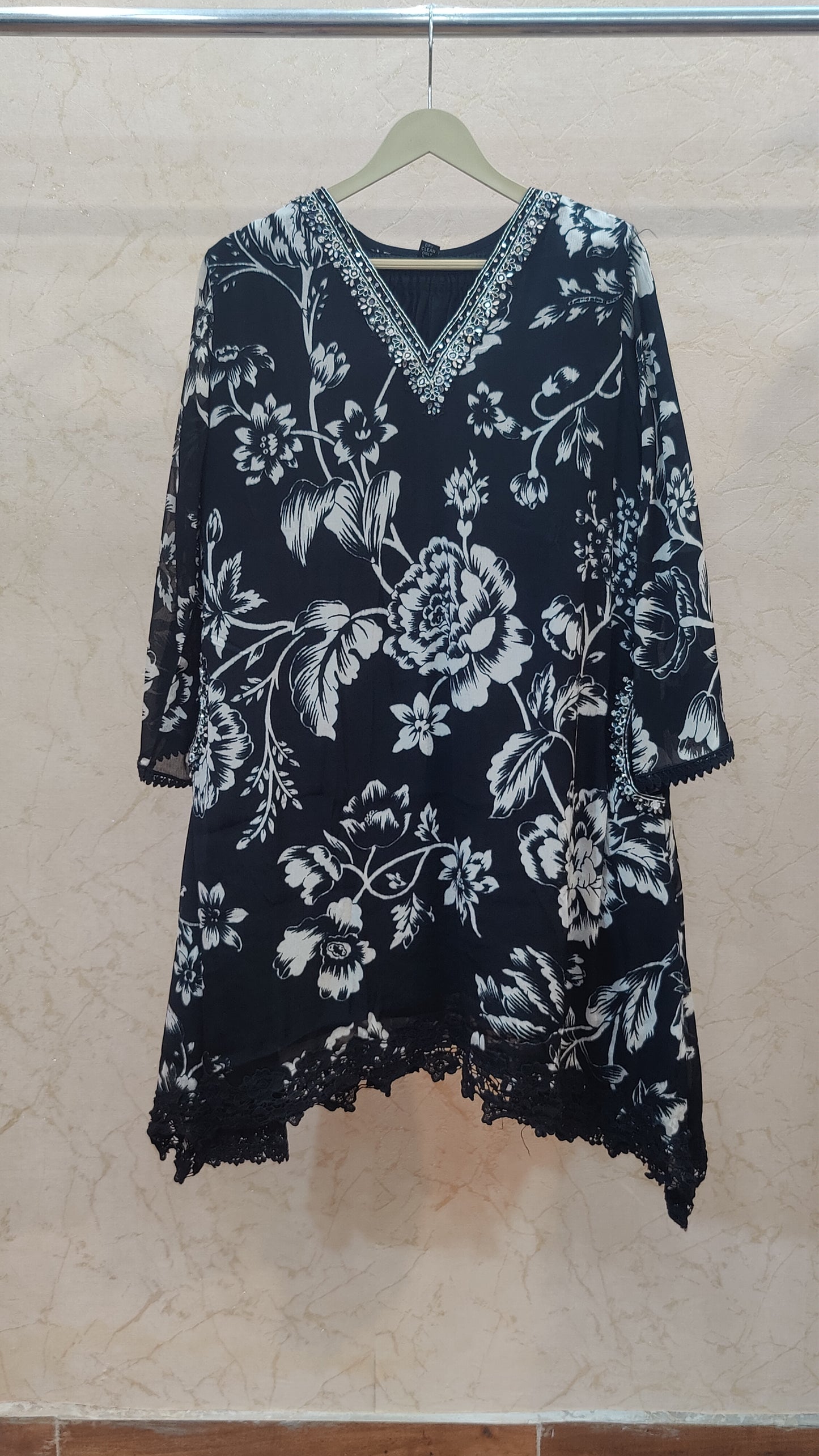 Chinon Kurti with pant and dupatta set M92300AUR