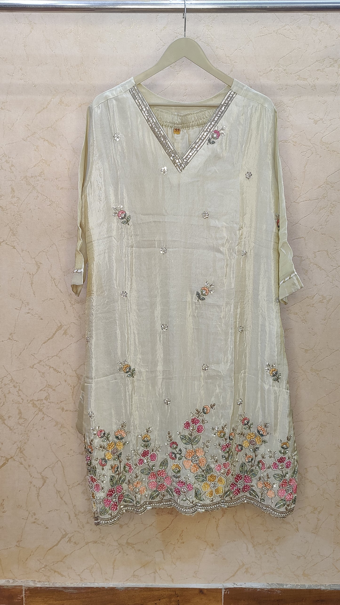 Tissue Silk Kurti with pant and dupatta set M92400AUR