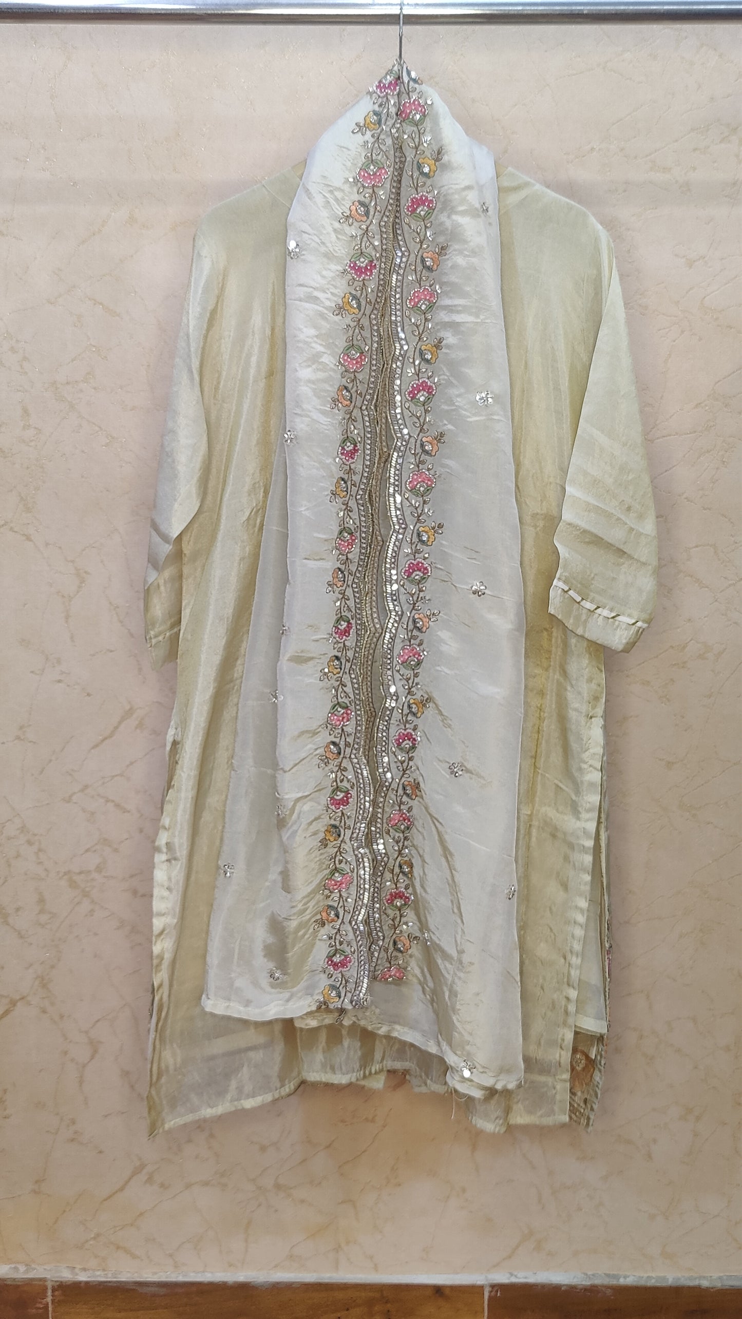 Tissue Silk Kurti with pant and dupatta set M92400AUR