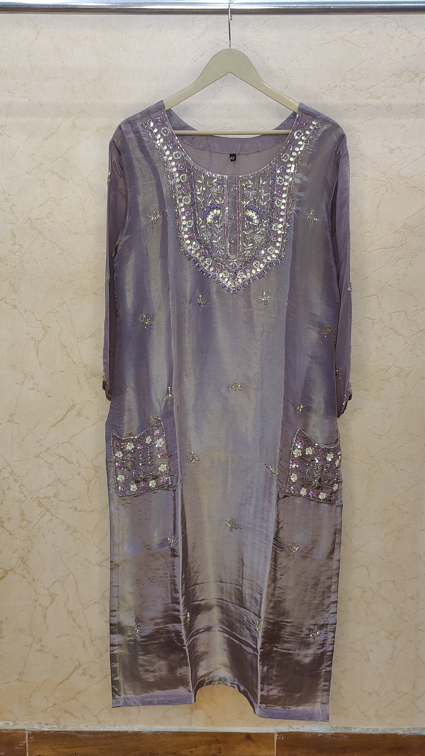 Tissue Silk Kurti with pant and dupatta. M92200GB