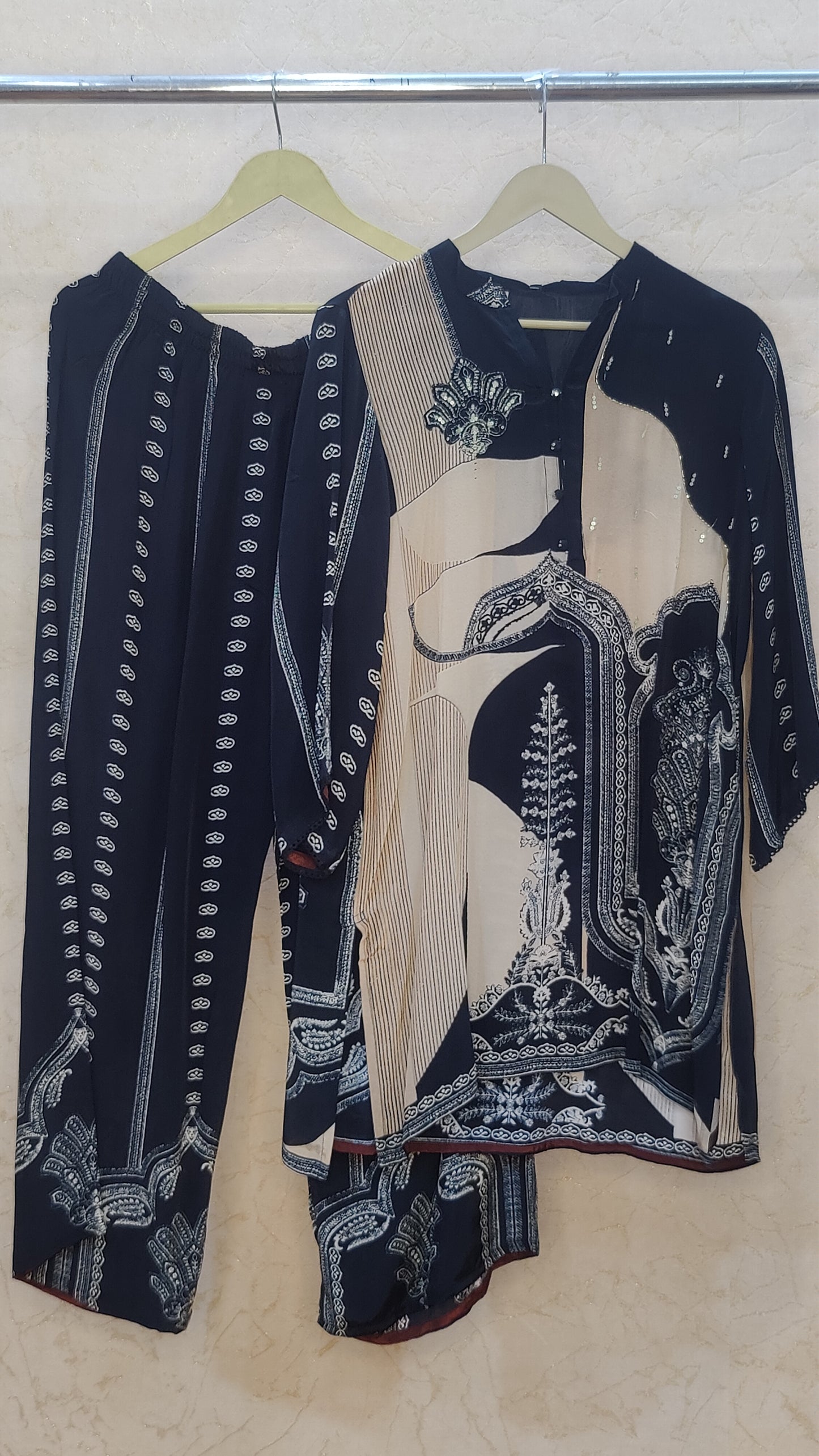 Pure Silk Co-ord Set M91640/AUR