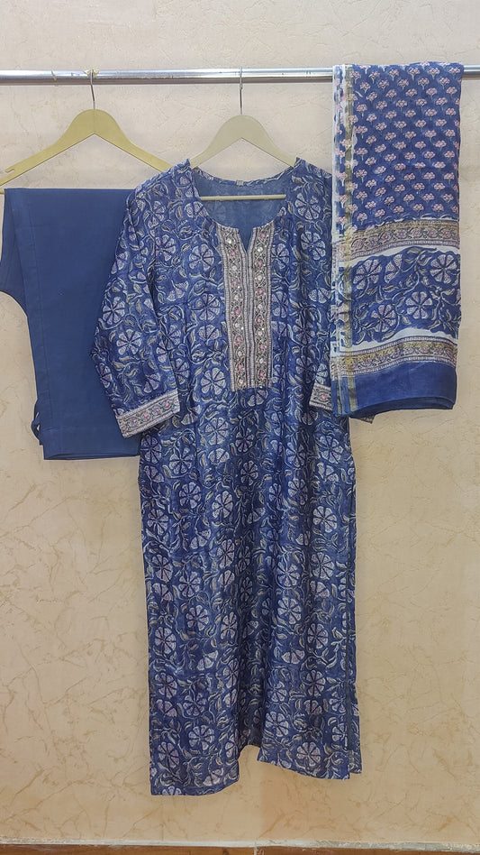 Pure Chanderi Kurti with pant and dupatta M92300/SHL