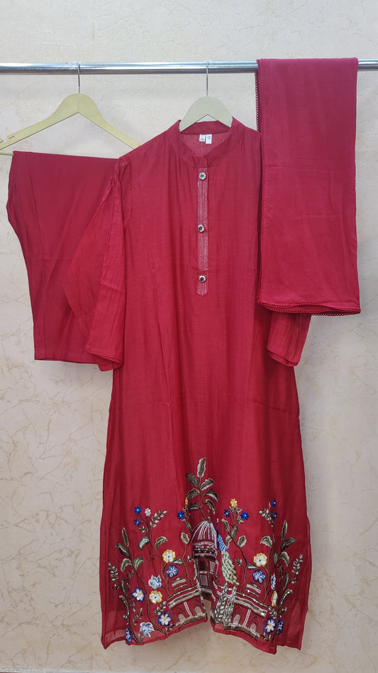 Mul Chanderi Kurti with pant and dupatta set. M92100