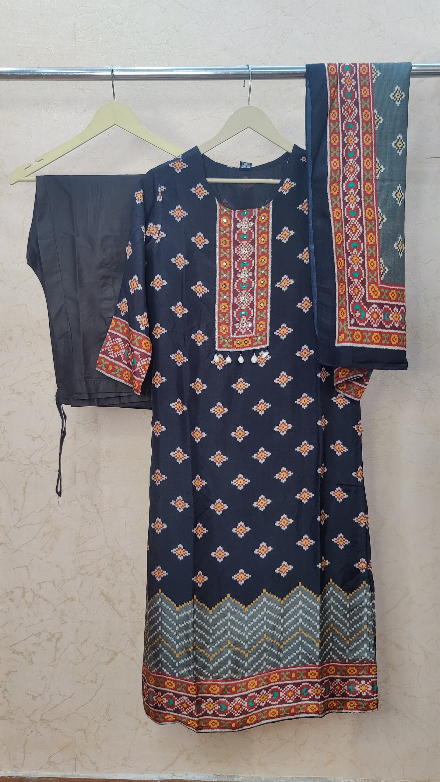 Silk Kurti with pant and dupatta set. M91425