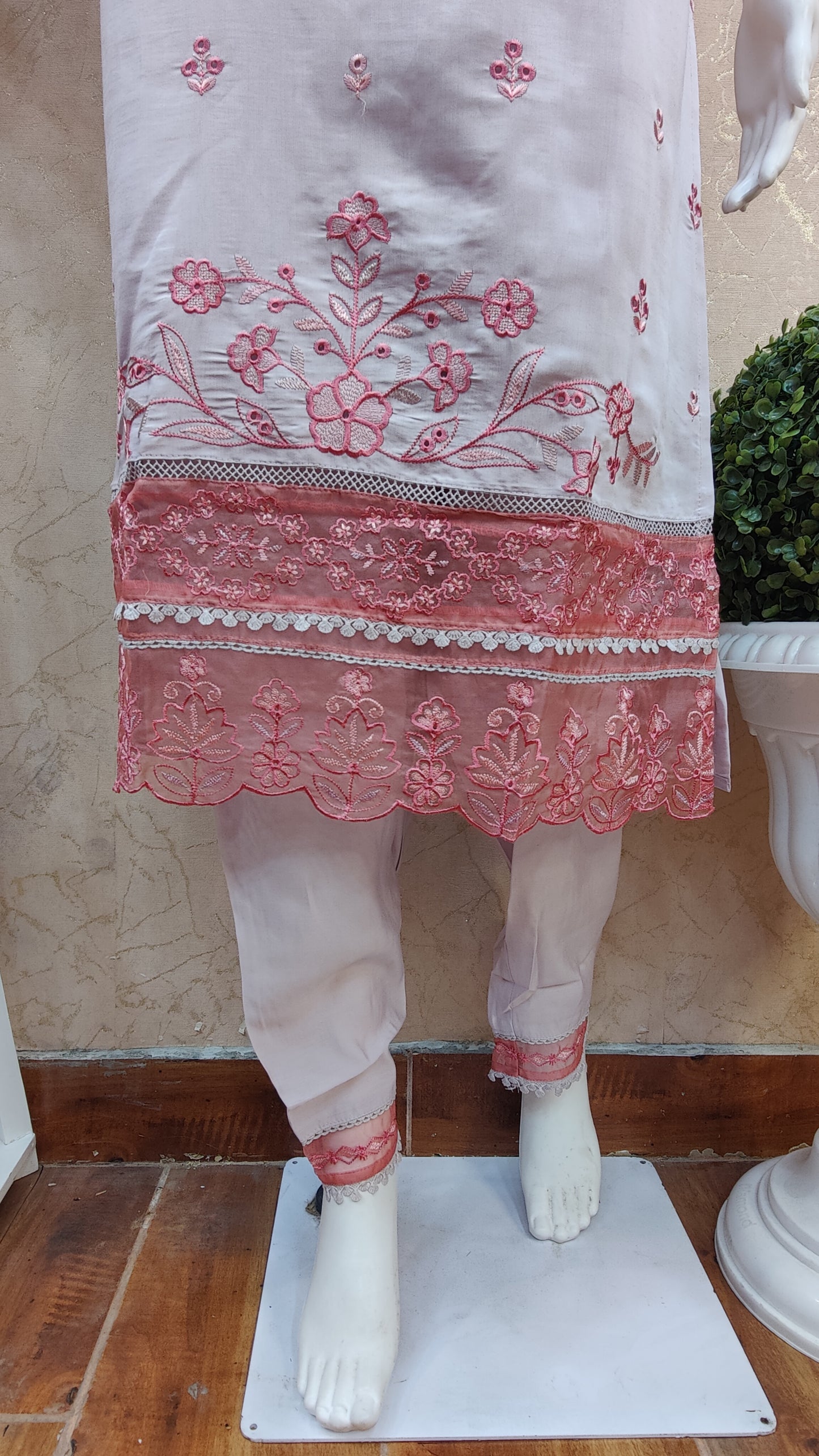 Pure Muslin kurti with pant and Dupatta