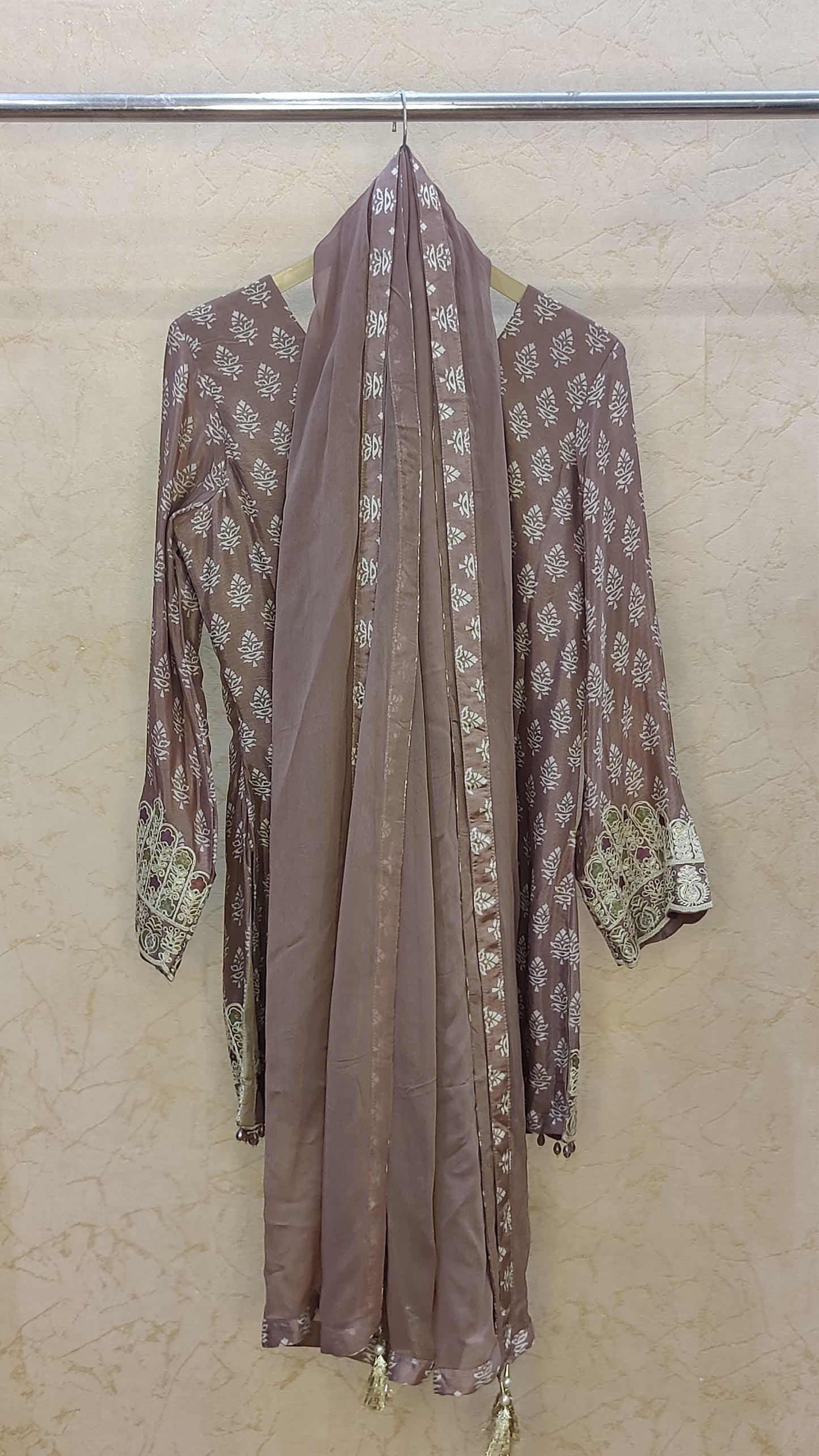 Pure Muslin Sharara set M94000AUR