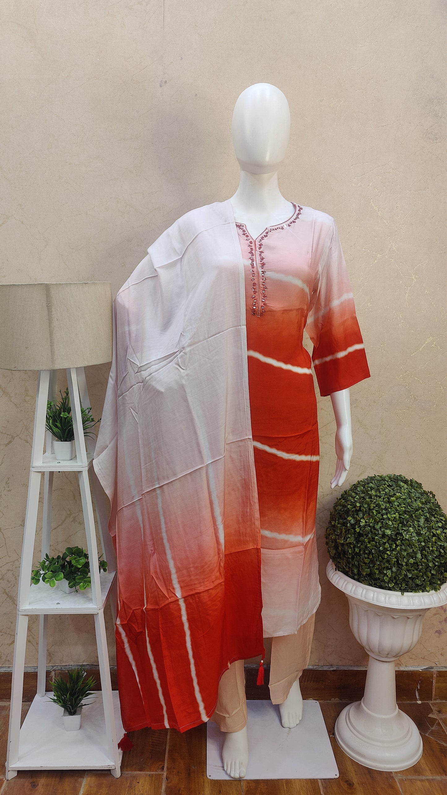 Pure Muslin Lahariya Kurti with pant and Dupatta MAUR91525MUSA