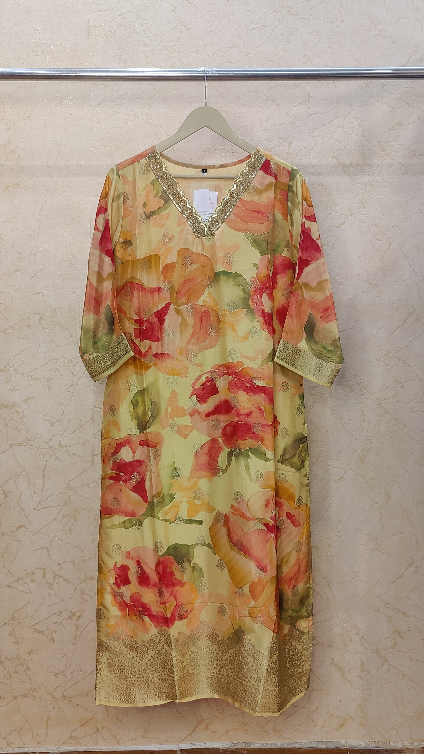 Pure Silk Kurti with pant and dupatta set. M92400