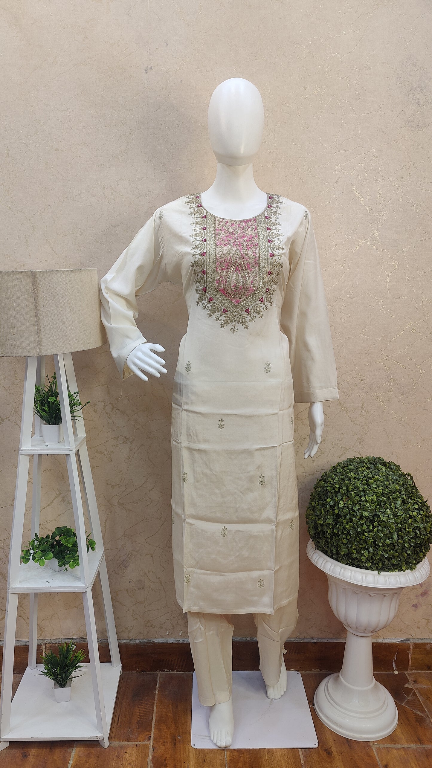 Pure Muslin Kurti with pant and Dupatta MSS91850MUSII