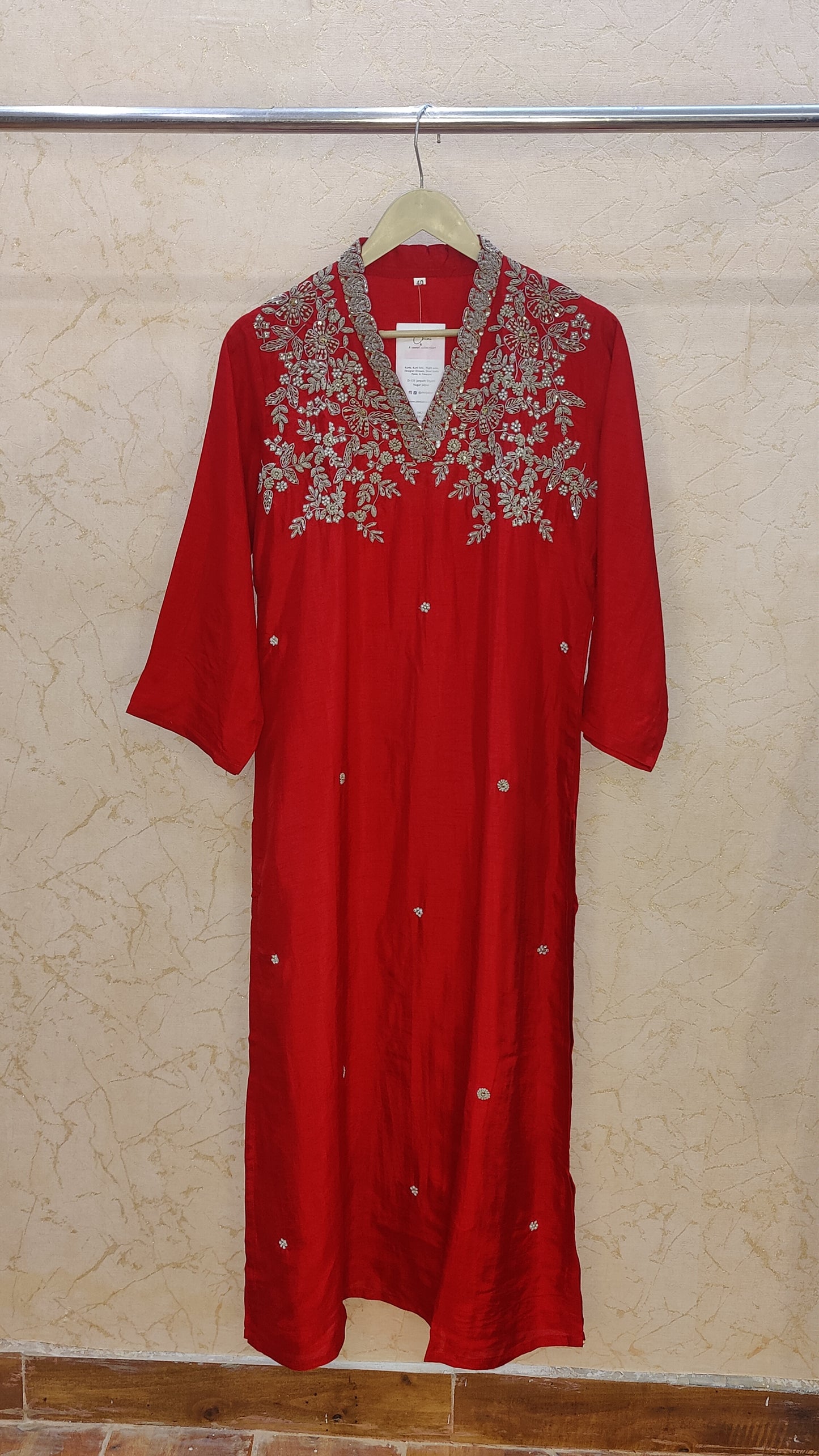 Pure Silk Kurti with pant and dupatta set. M93695