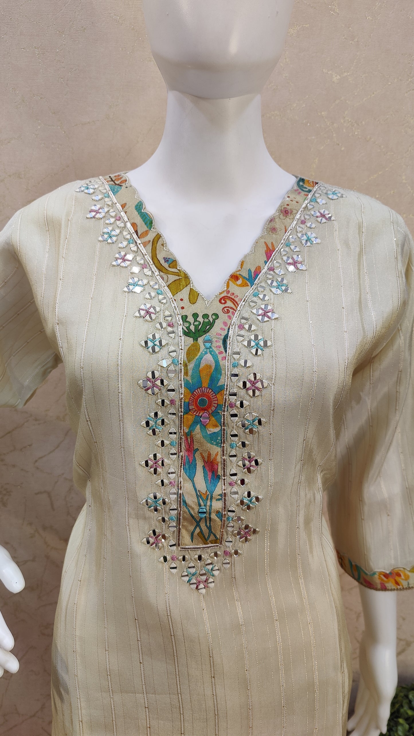 Silk Kurti with pant and Dupatta M92100SSMUS