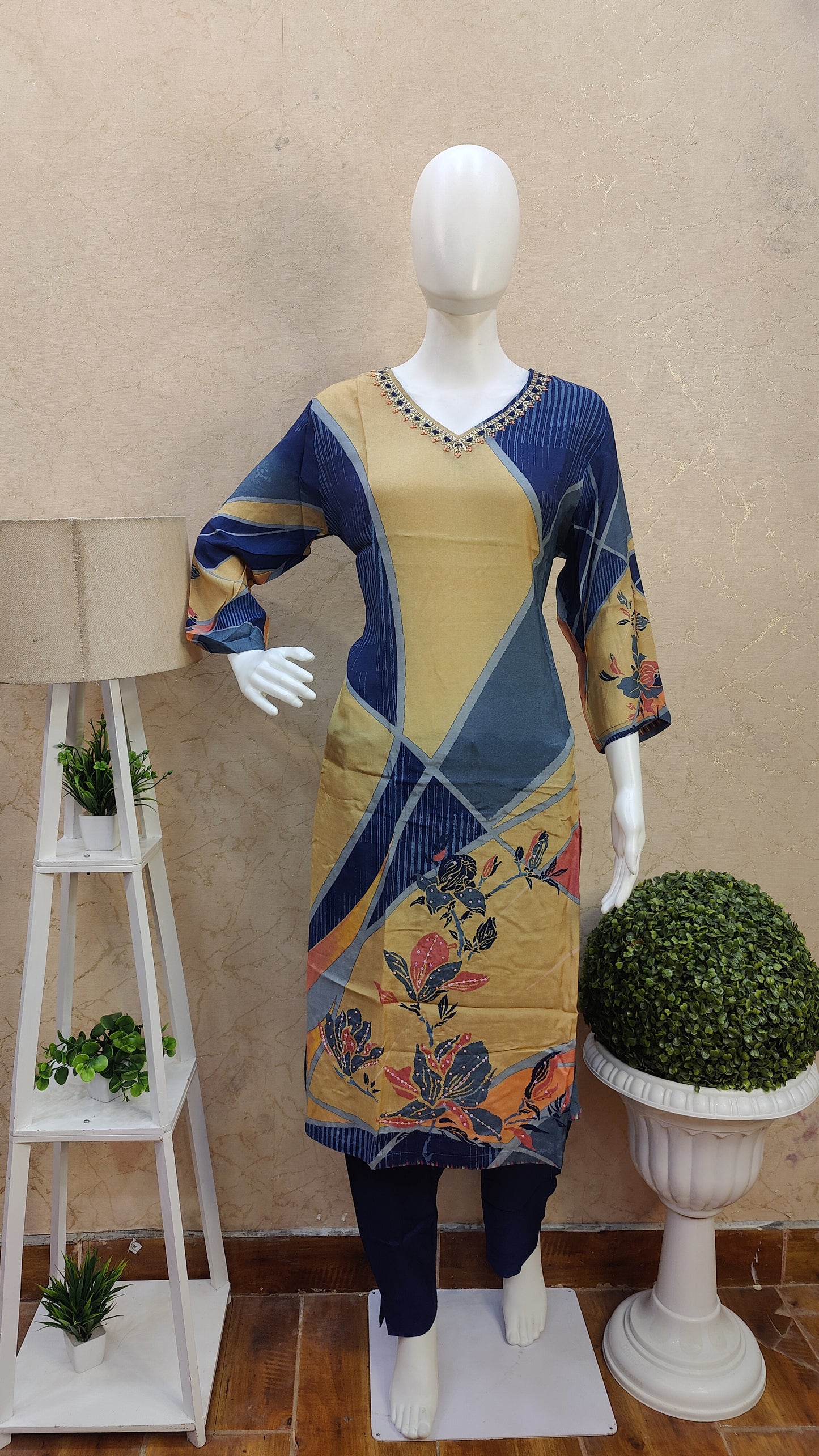 Pure Muslin Kurti with pant and Dupatta M91695MUSLO