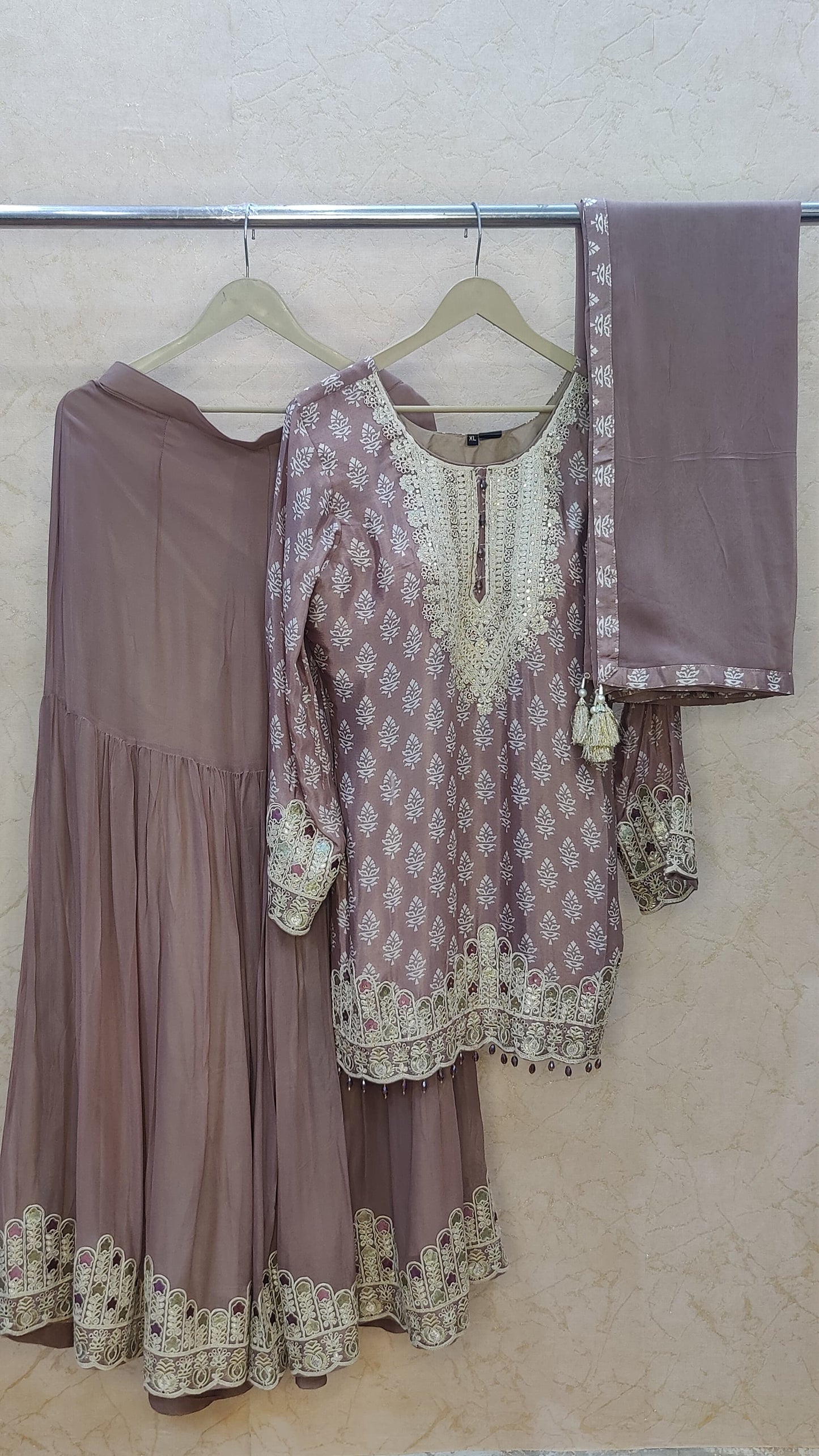 Pure Muslin Sharara set M94000AUR