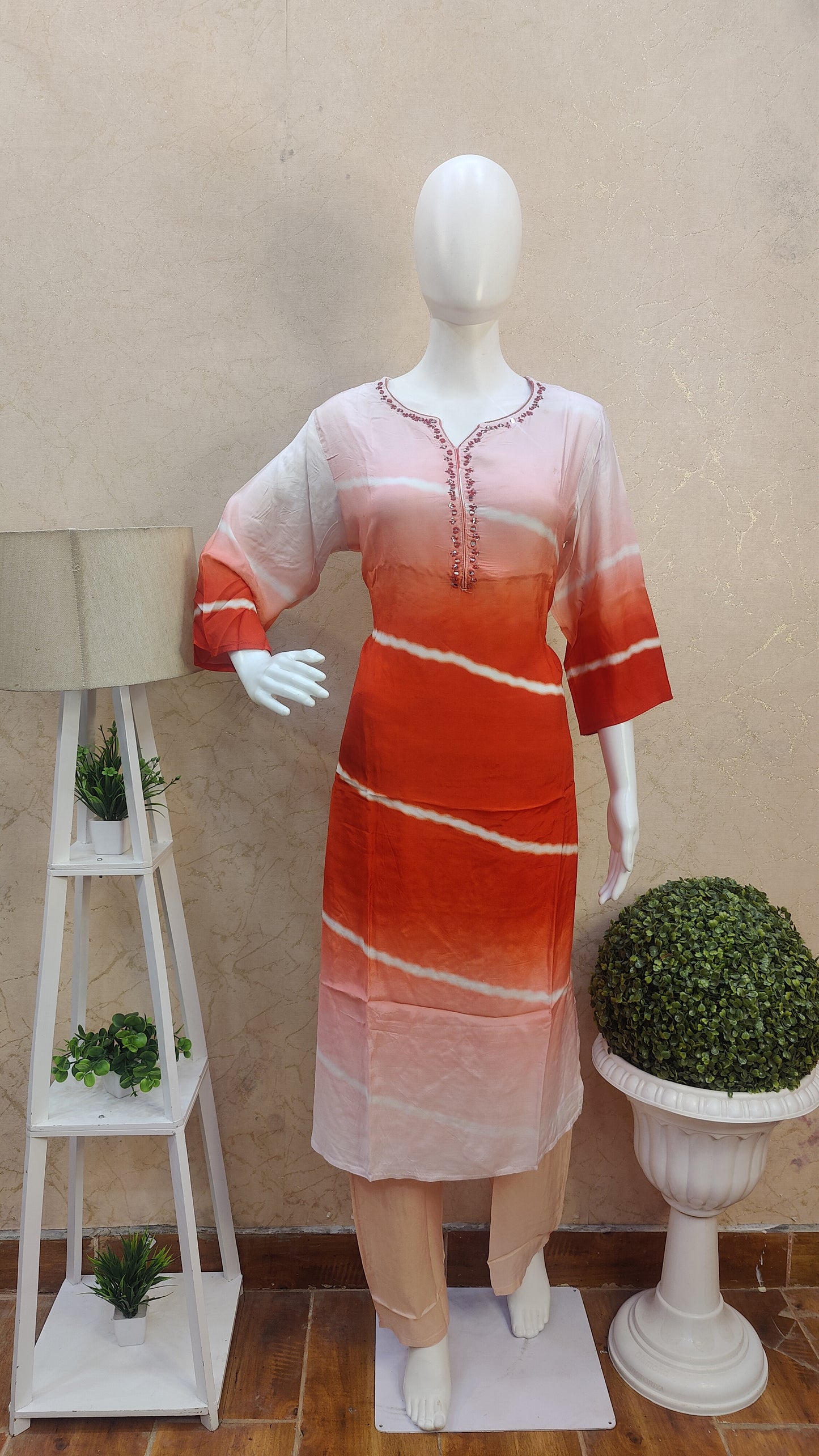 Pure Muslin Lahariya Kurti with pant and Dupatta MAUR91525MUSA